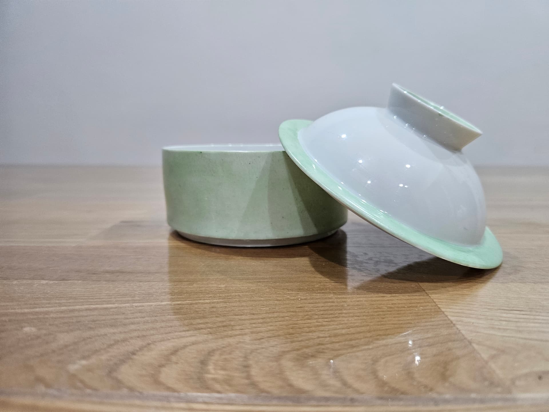 Butter dish MY CHINA! Celadon, green white, porcelain, Sieger by Fürstenberg, Germany, 1990s. - 366686
