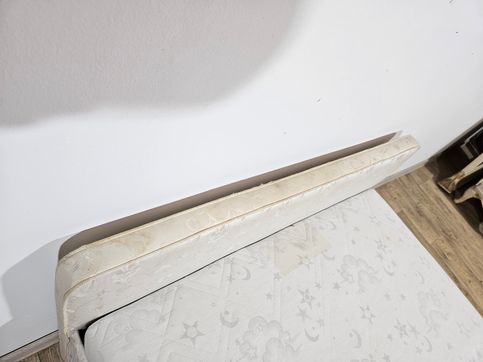 Single bed, beige jacquard, wood, France, 1970s. - 366740