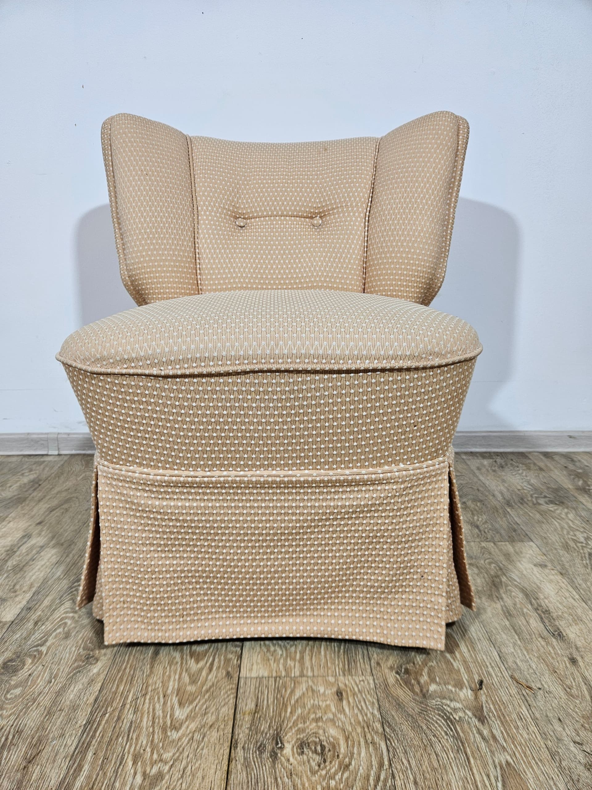 Fotel slipper, beżowy, tkanina, drewno, Francja, lata 50. - 366760