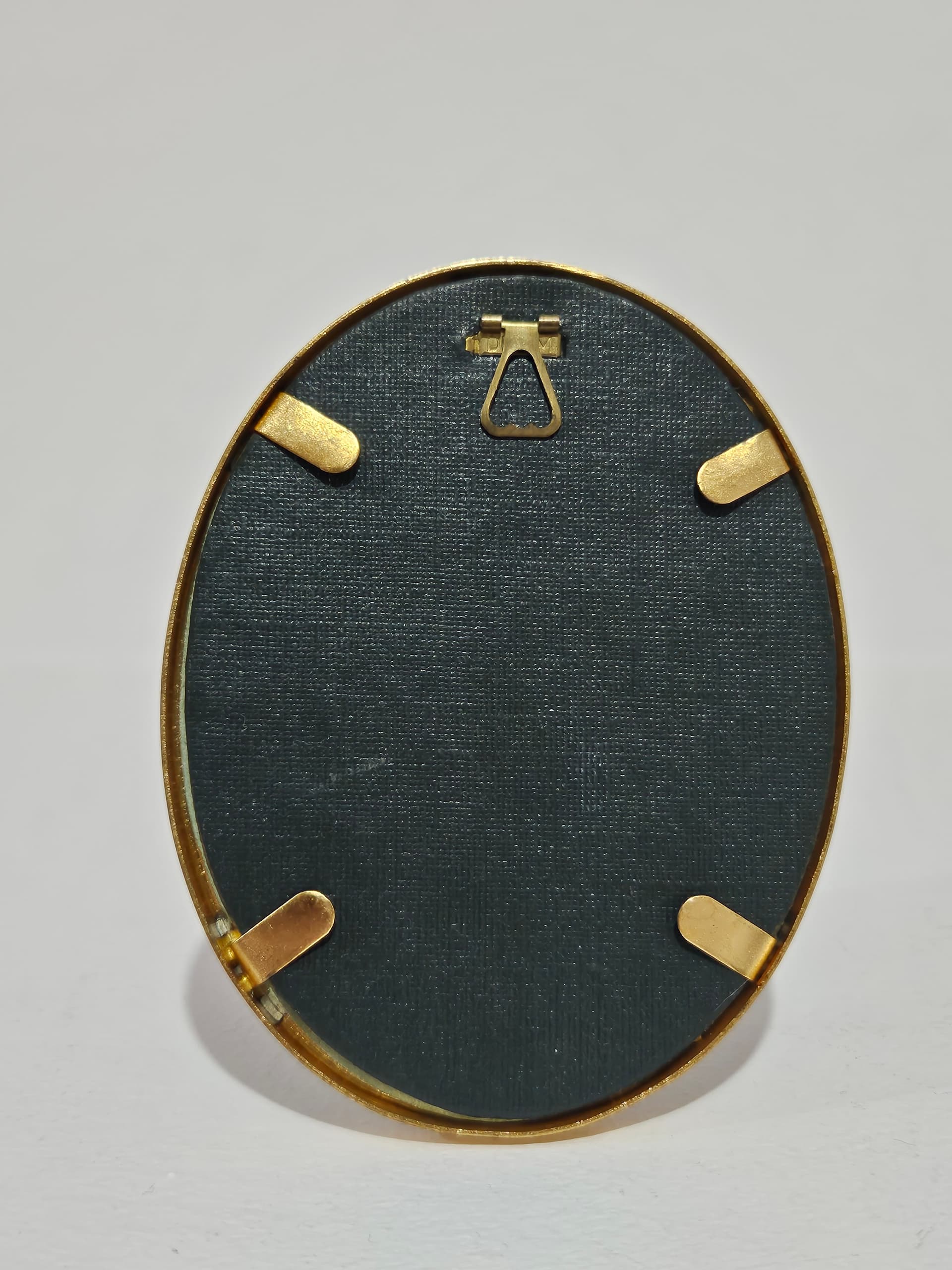 Oval photo frame, gold bronze, bronze, Steinlechner Wertarbeit, Germany, 1980s. - 366817