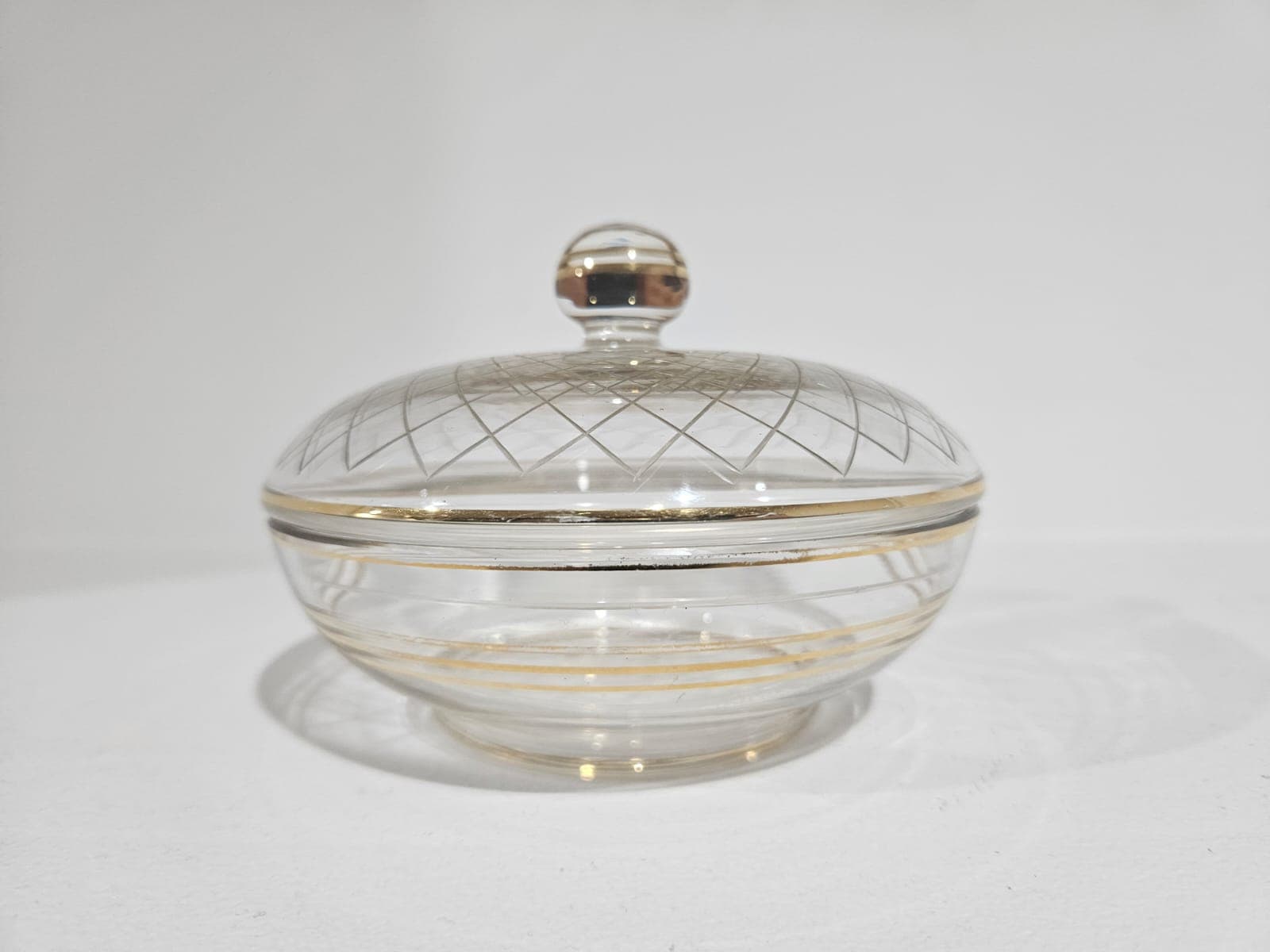 Bonbonniere Art Deco, clear glass, gilt, Austria, 1950s - 366859
