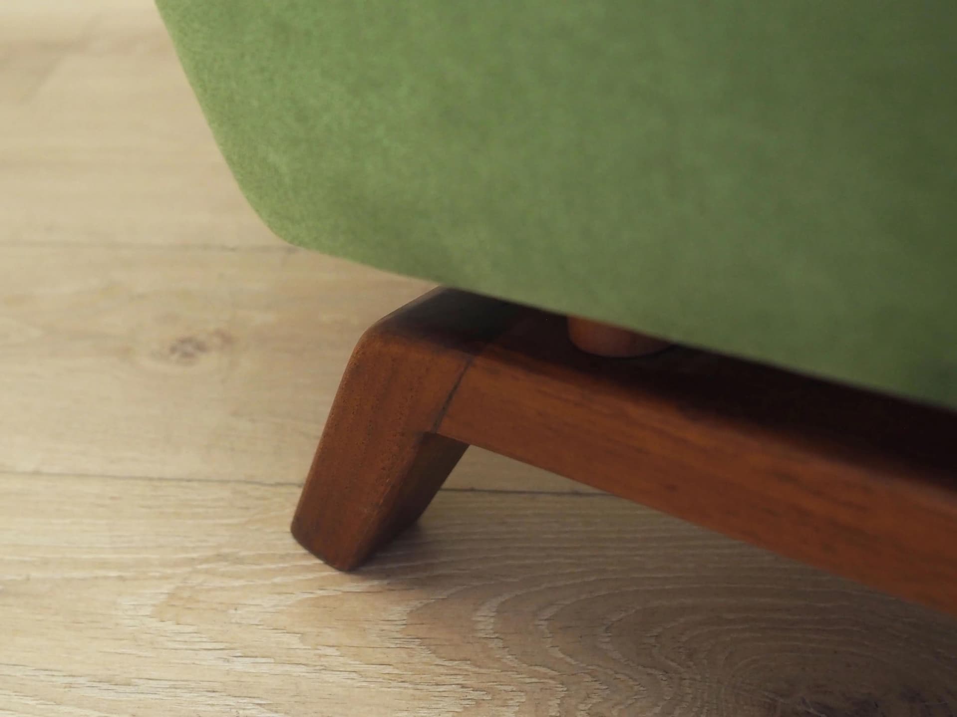 Armchair, green velvet, walnut, Denmark, 1970s. - 26874