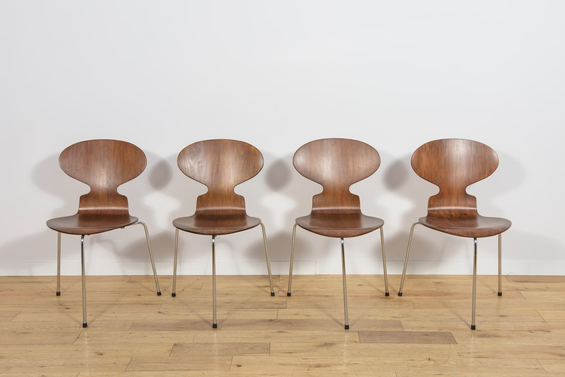 Set of four chairs Ant 3101, brown teak plywood, silver polished steel, by A. Jacobsen, Fritz Hansen, Denmark, 1970s. - 367530