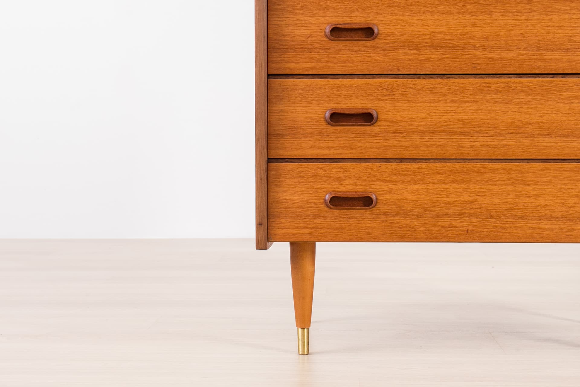 Komoda skandynawska, teak brązowy, Norwegia, lata 70. - 367806