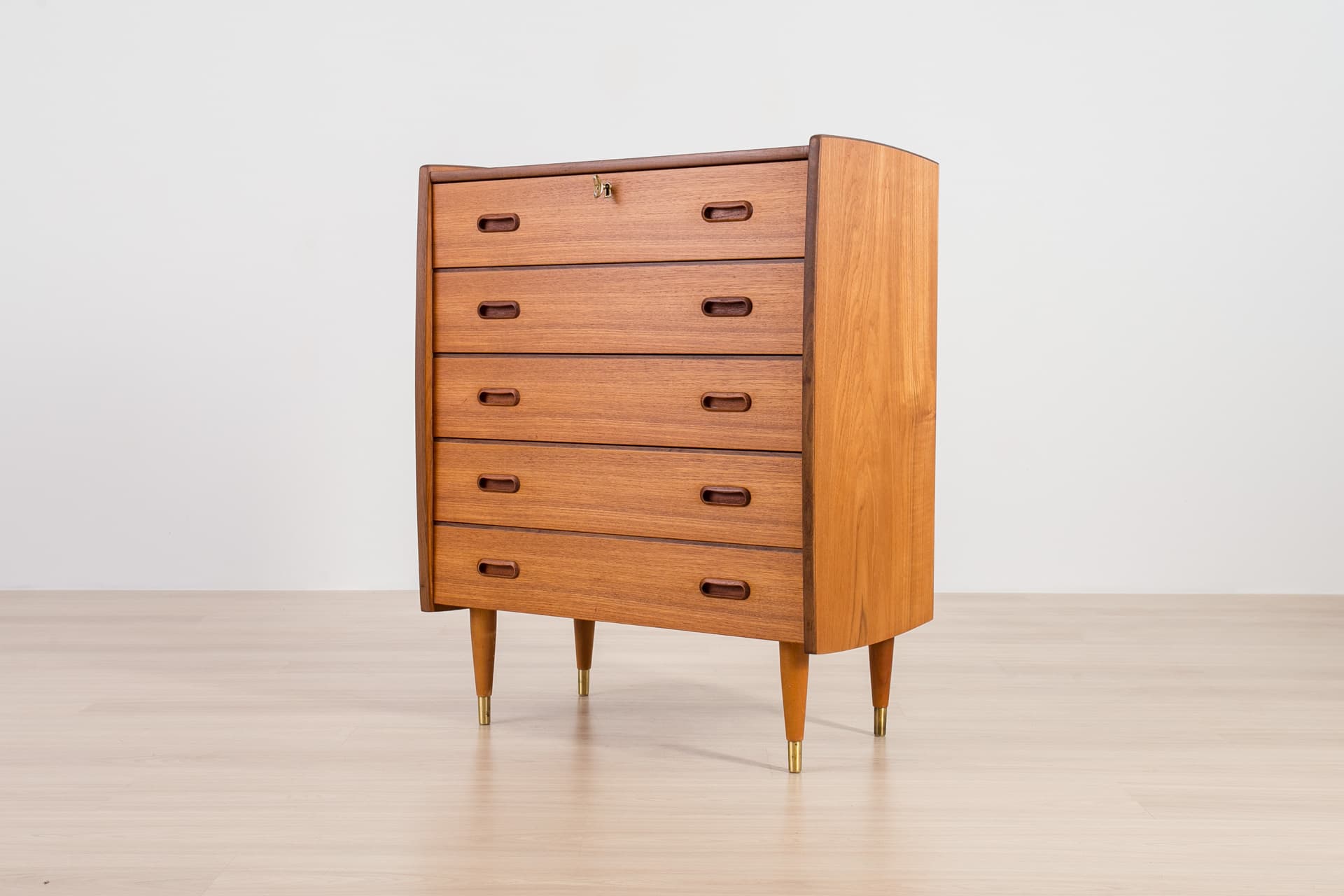Komoda skandynawska, teak brązowy, Norwegia, lata 70. - 367801
