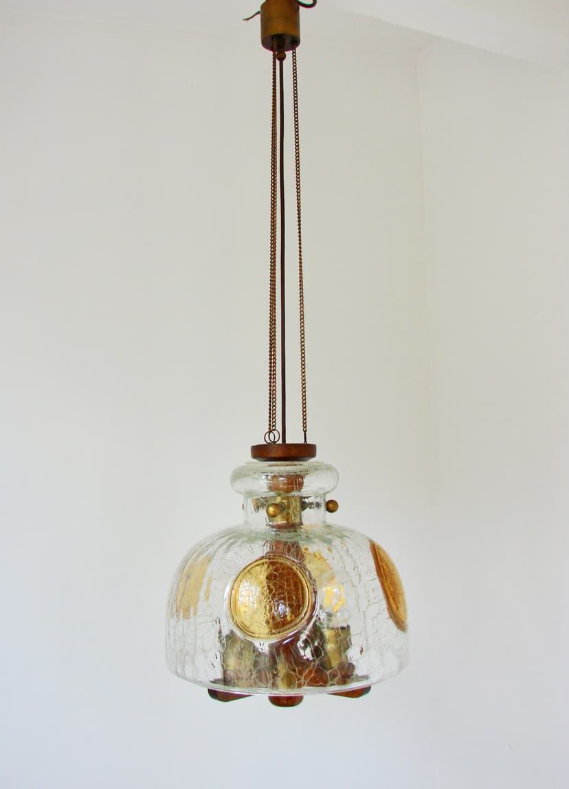 Lampa wisząca Space Age, szkło crackle przezroczyste, mosiądz złoty, drewno brązowy, lata 70.