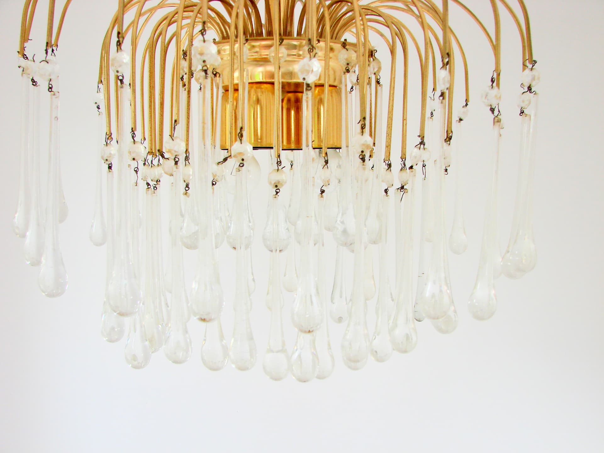 Lampa wisząca, złoty metal, kryształ przezroczysty, proj. P. Venini, Włochy, lata 70. - 368548
