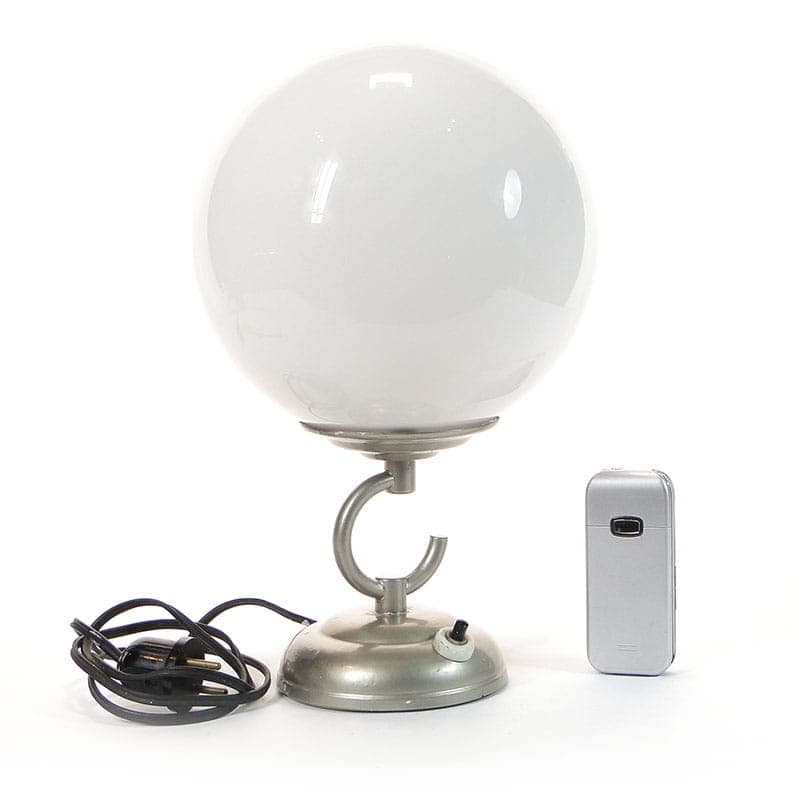 Lampa stołowa, pop art, szkło białe, metal srebrny, Polska, lata 50. - 368581