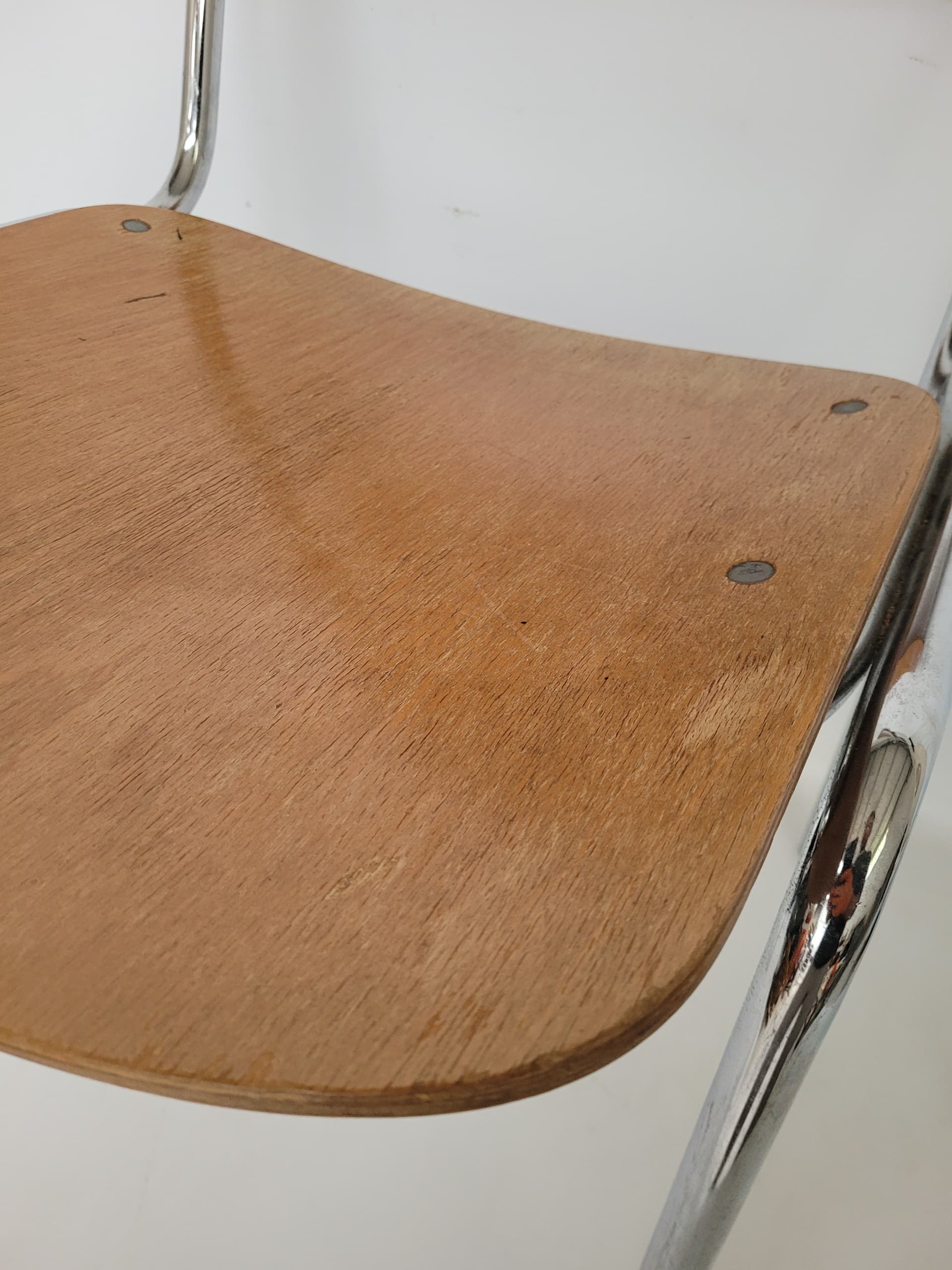 Krzesło Bauhaus, sklejka brązowa, metal srebrny, Thonet, lata 70. - 368719