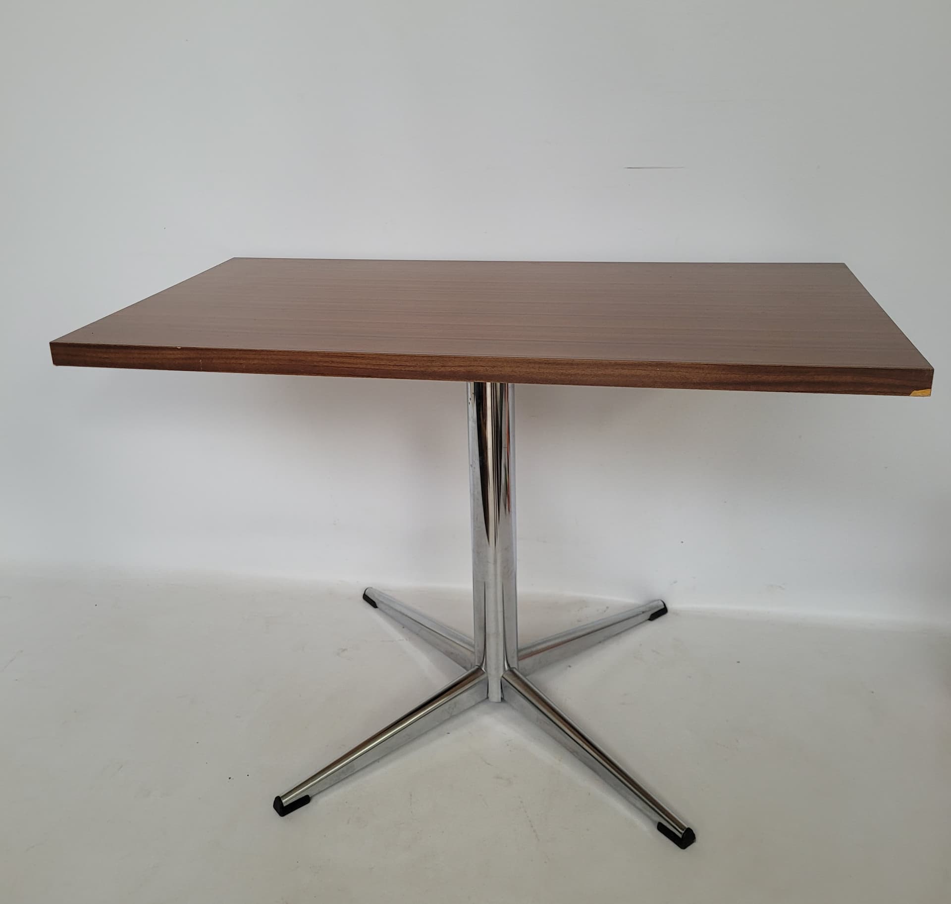 Stolik pomocniczy, brązowy, drewno, stal srebrna, lata 70. - 368846