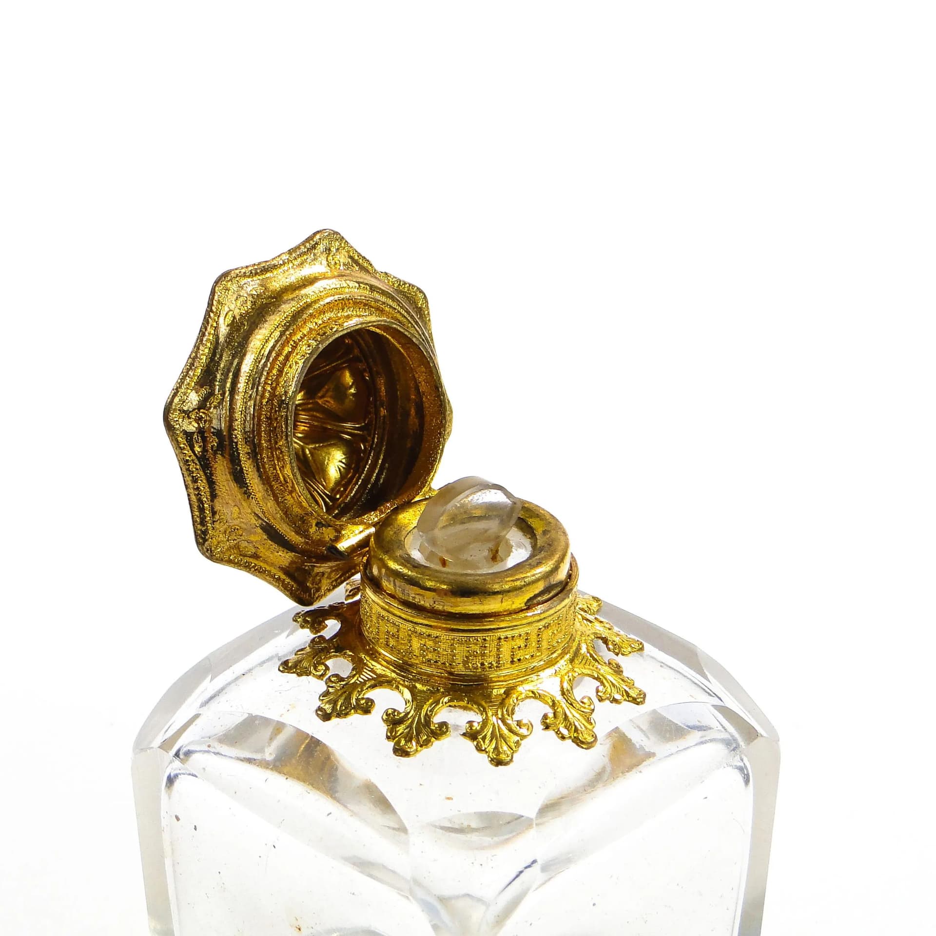 Flakon na perfumy, styl Ludwika Filipa, kryształ przezroczysty, metal złocony, Francja, XIX w. - 369043
