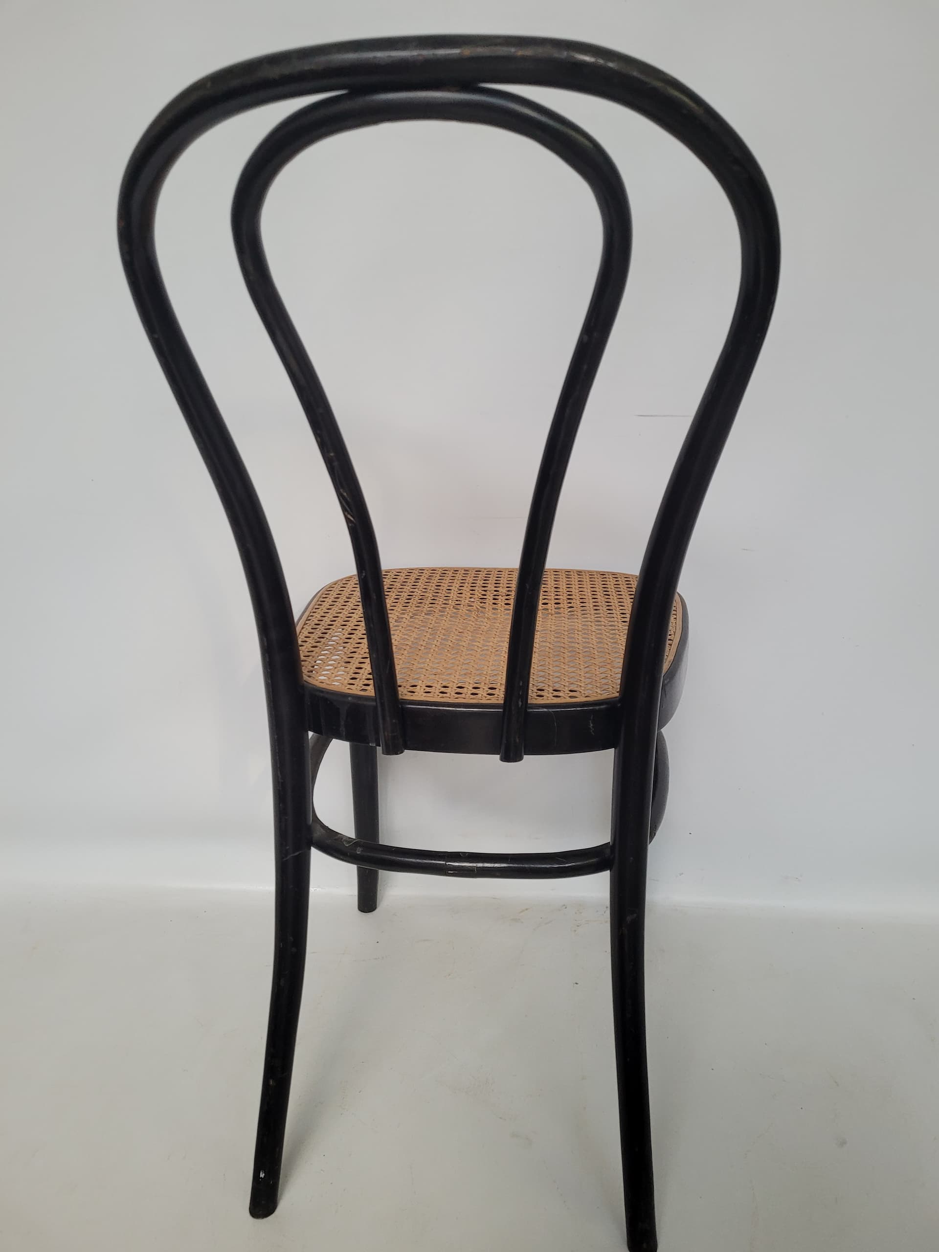Krzesło gięte, czarny buk, rafia brązowa, Thonet, początek XX w. - 369135