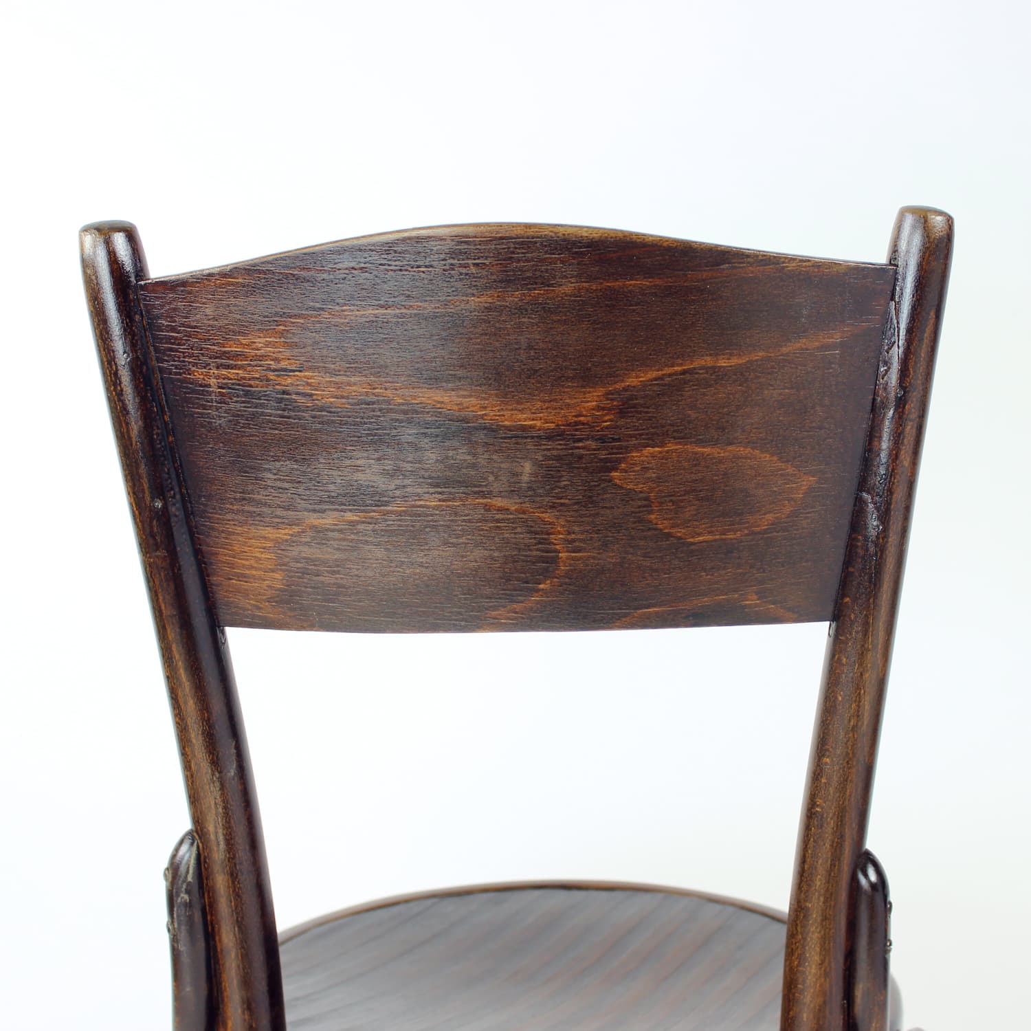 Krzesło gięte, brązowy, dąb, sklejka, Thonet, Czechosłowacja, lata 40. - 369326