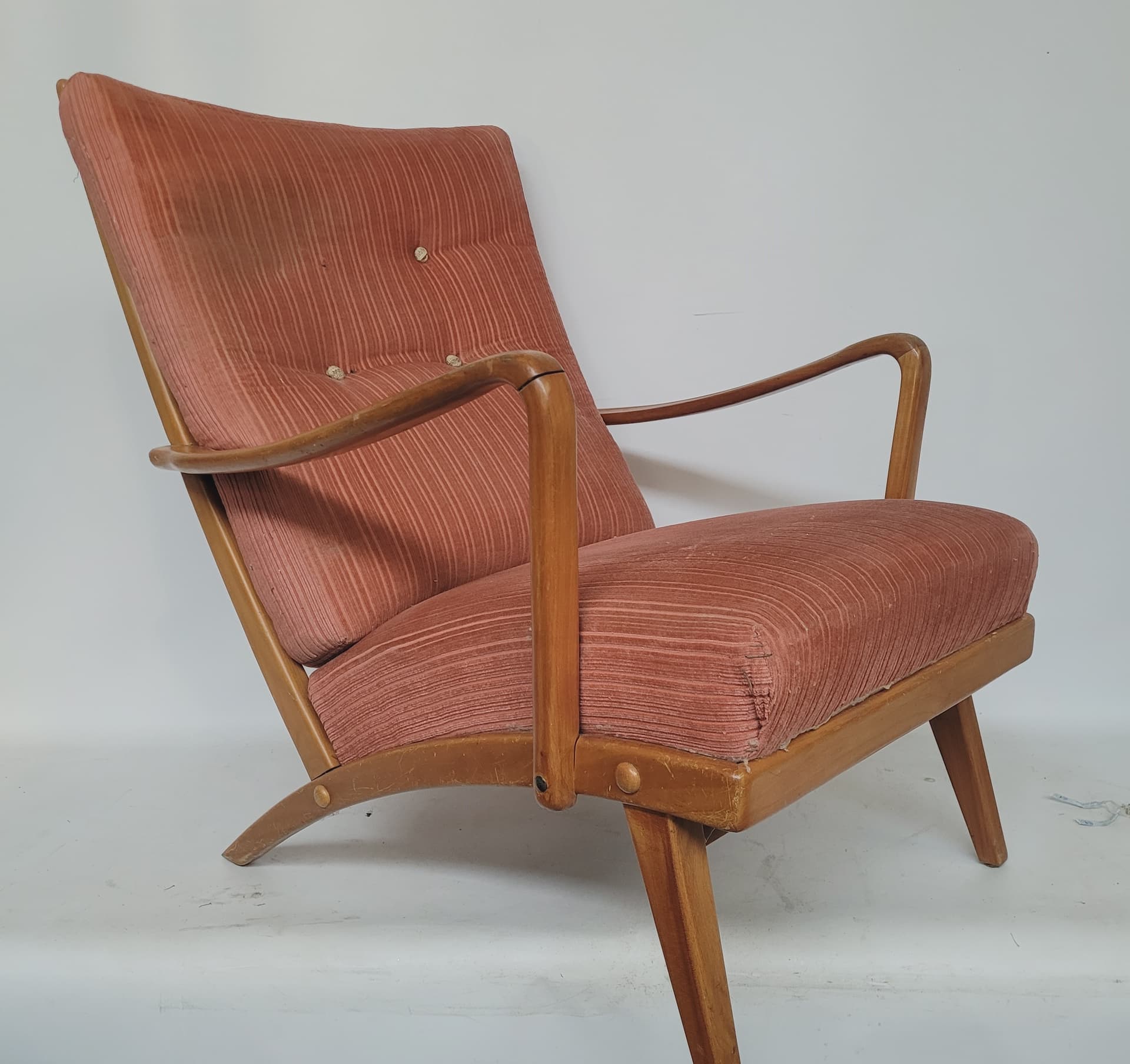 Fotel Knoll Antimott, welur różowy, drewno jasny brąz, Niemcy, lata 50. - 369467