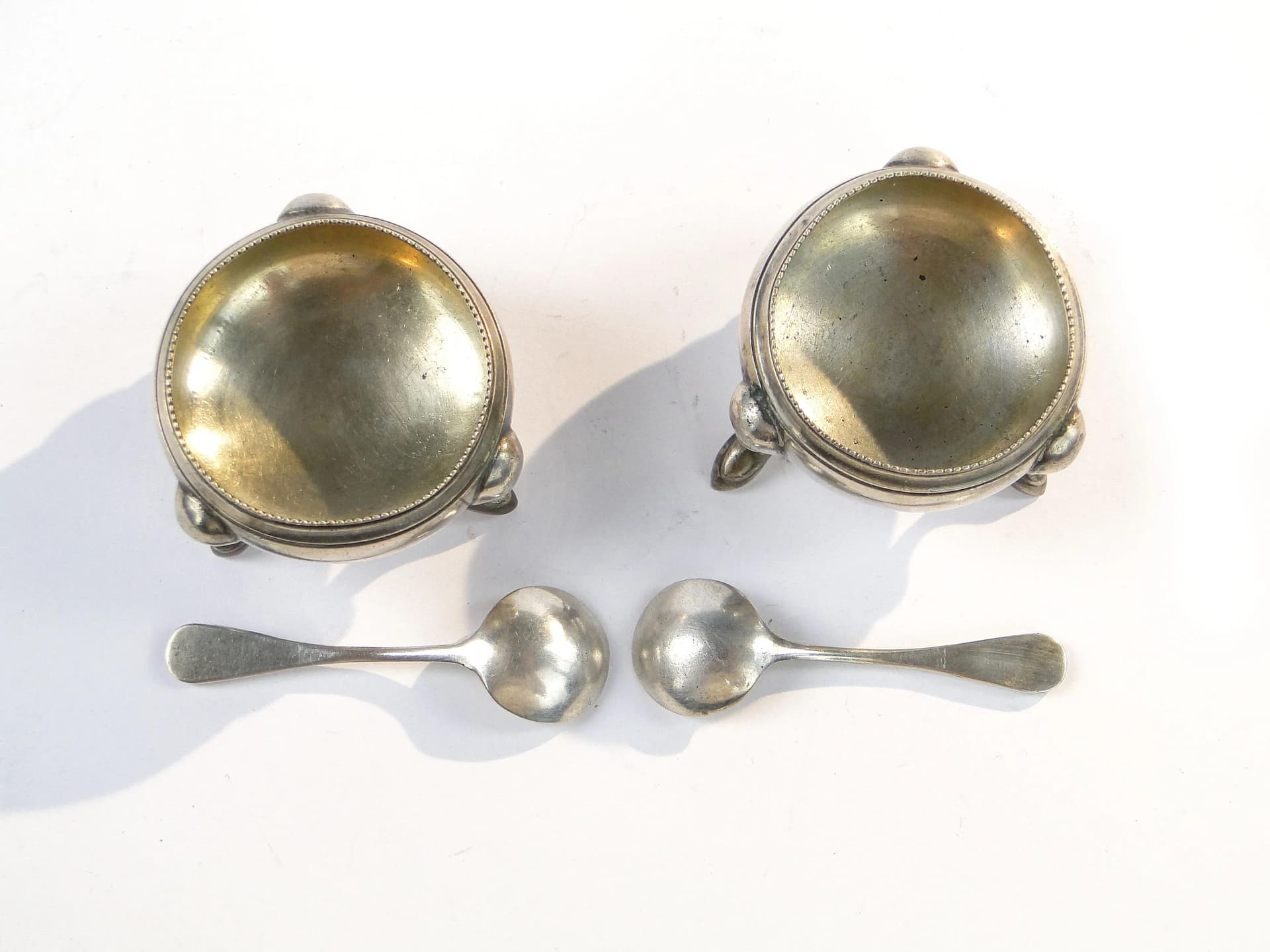Pair of salt cellars on legs, silver gilt, Fraget, Poland, 1930s. - 27023