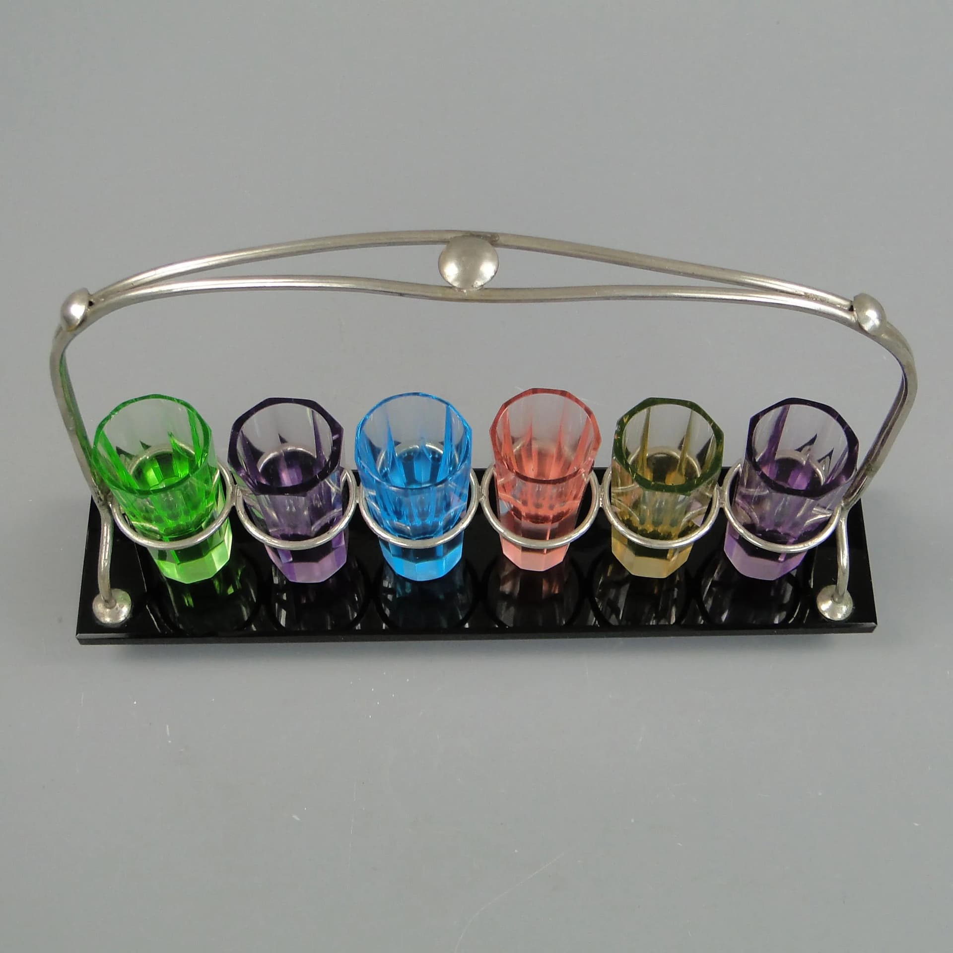 Komplet kieliszków Art Deco, szkło kryształowe wielobarwne, szkło hialitowe czarne, Czechy, lata 20. - 27010