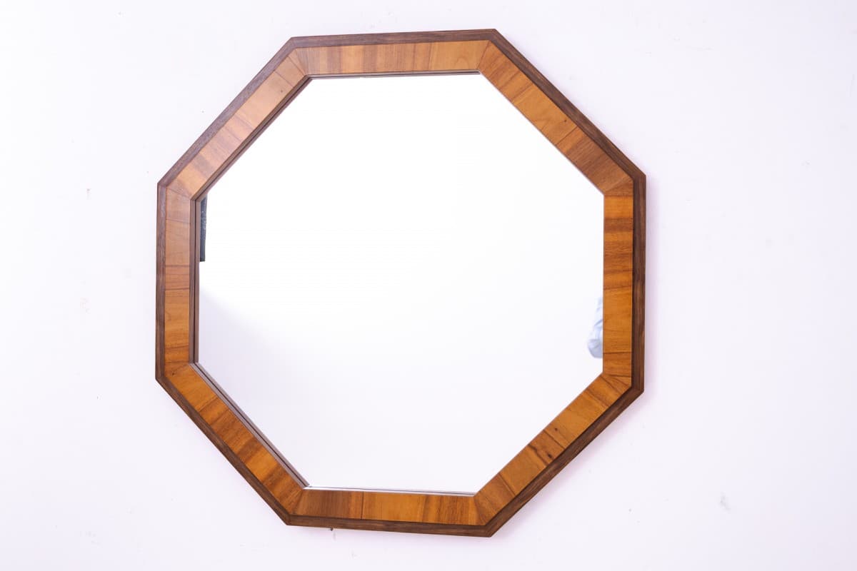 Lustro ścienne oktagonalne Art déco, szkło, orzech brązowy, Polska, lata 50. - 369986