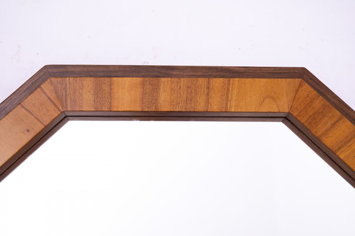 Lustro ścienne oktagonalne Art déco, szkło, orzech brązowy, Polska, lata 50. - 369987