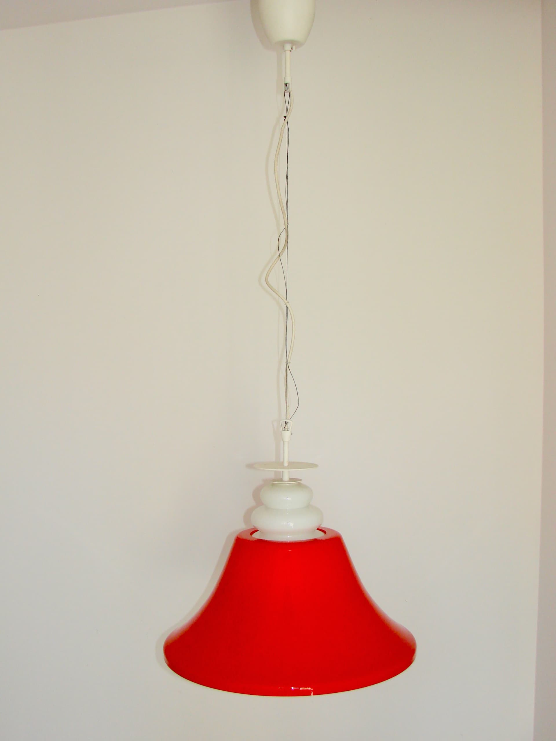 Lampa wisząca Space Age, czerwony biały, akryl, lata 70. - 370024