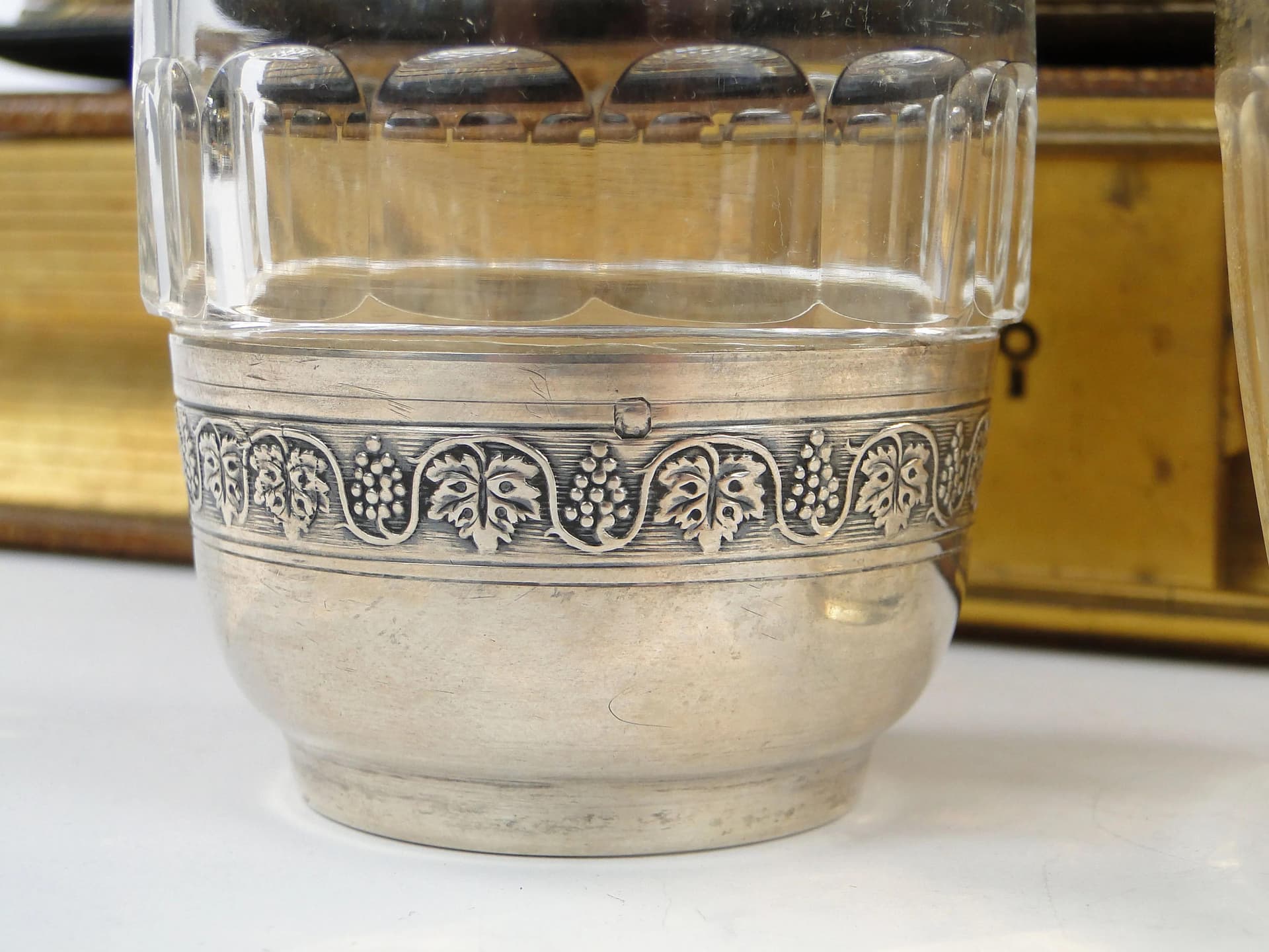 Karafka do wody, kryształ przezroczysty, srebro, Baccarat, Francja, początek XX w. - 370047