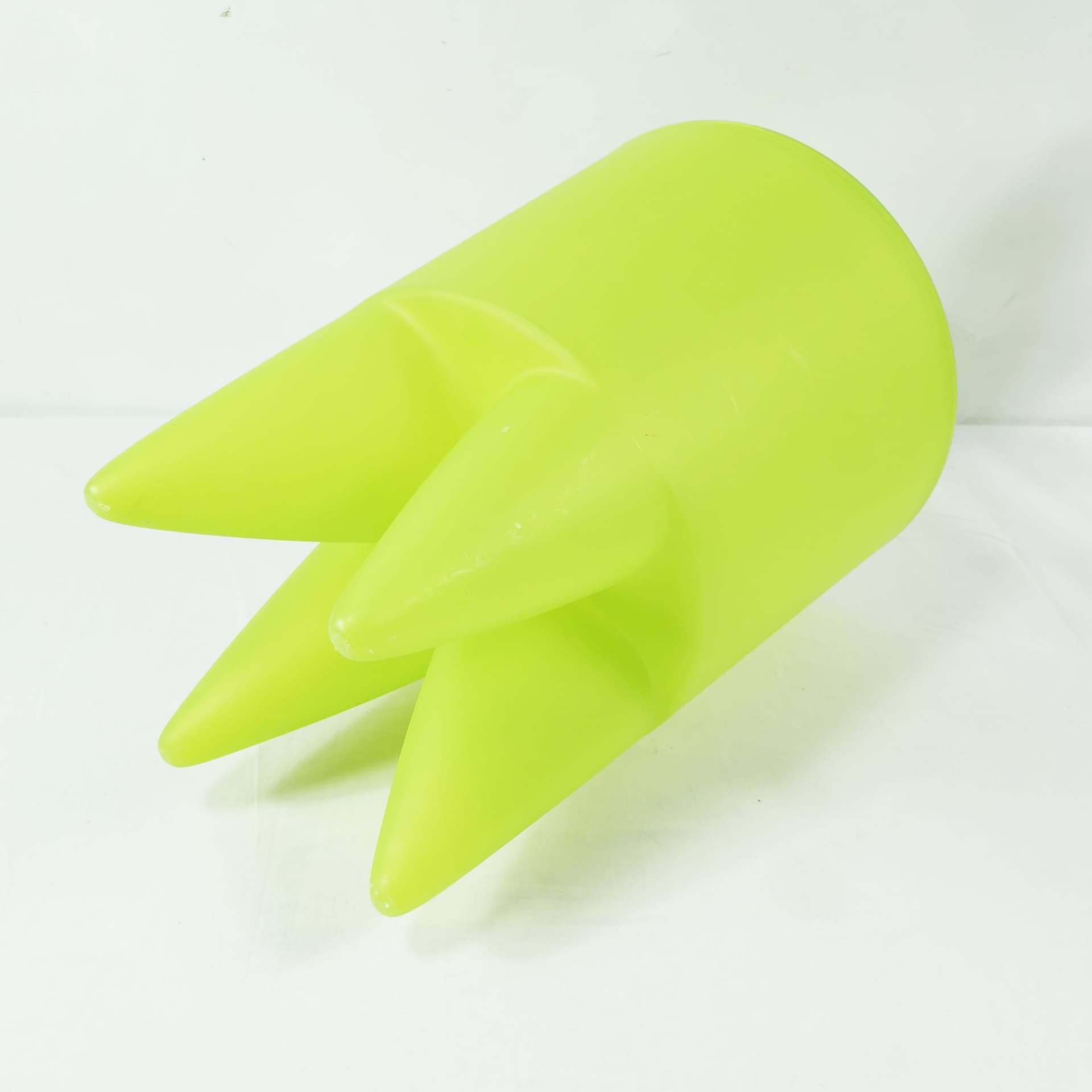 Taboret Bubu, zielony, plastik, proj. P. Starck, Francja, lata 90. - 370144