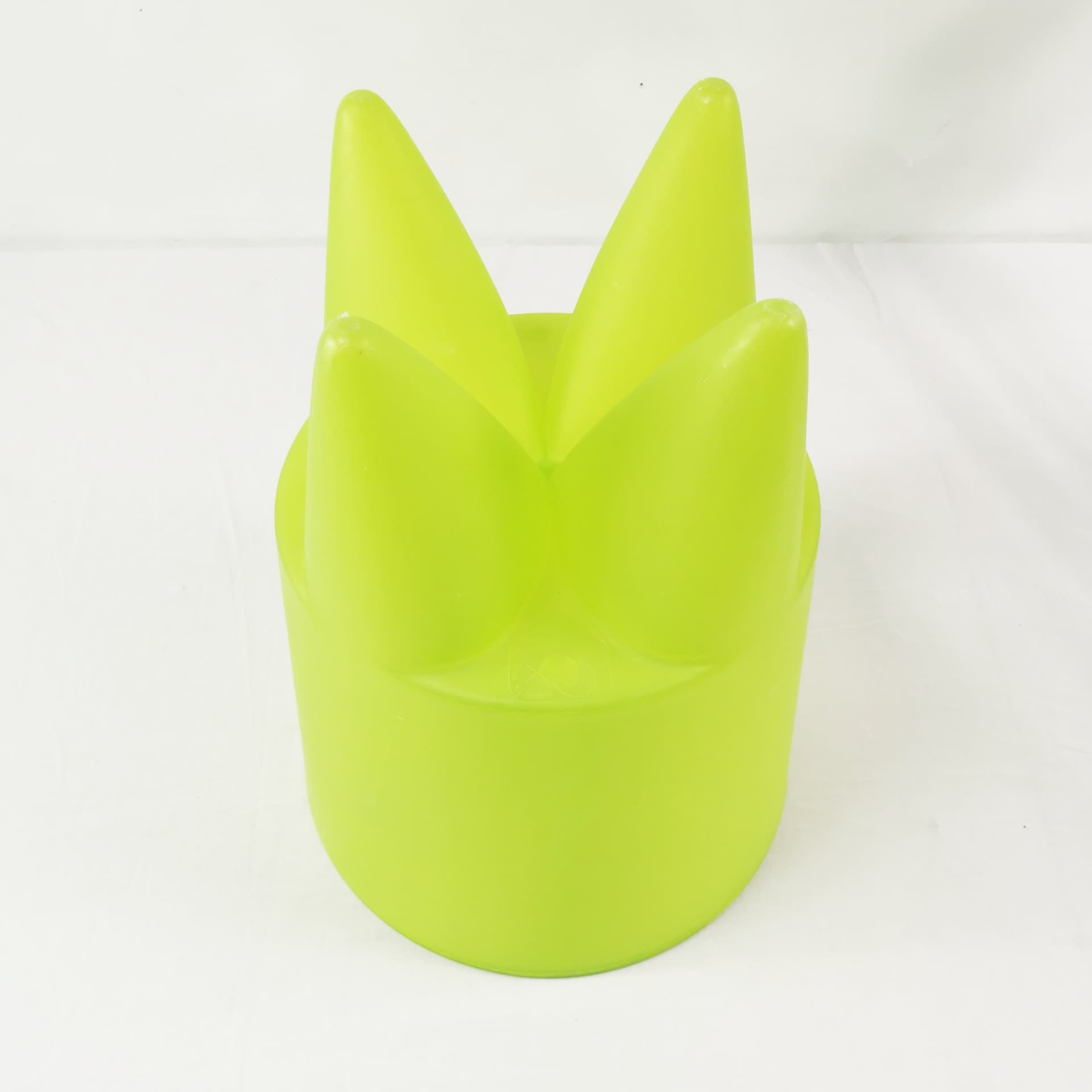 Taboret Bubu, zielony, plastik, proj. P. Starck, Francja, lata 90. - 370148