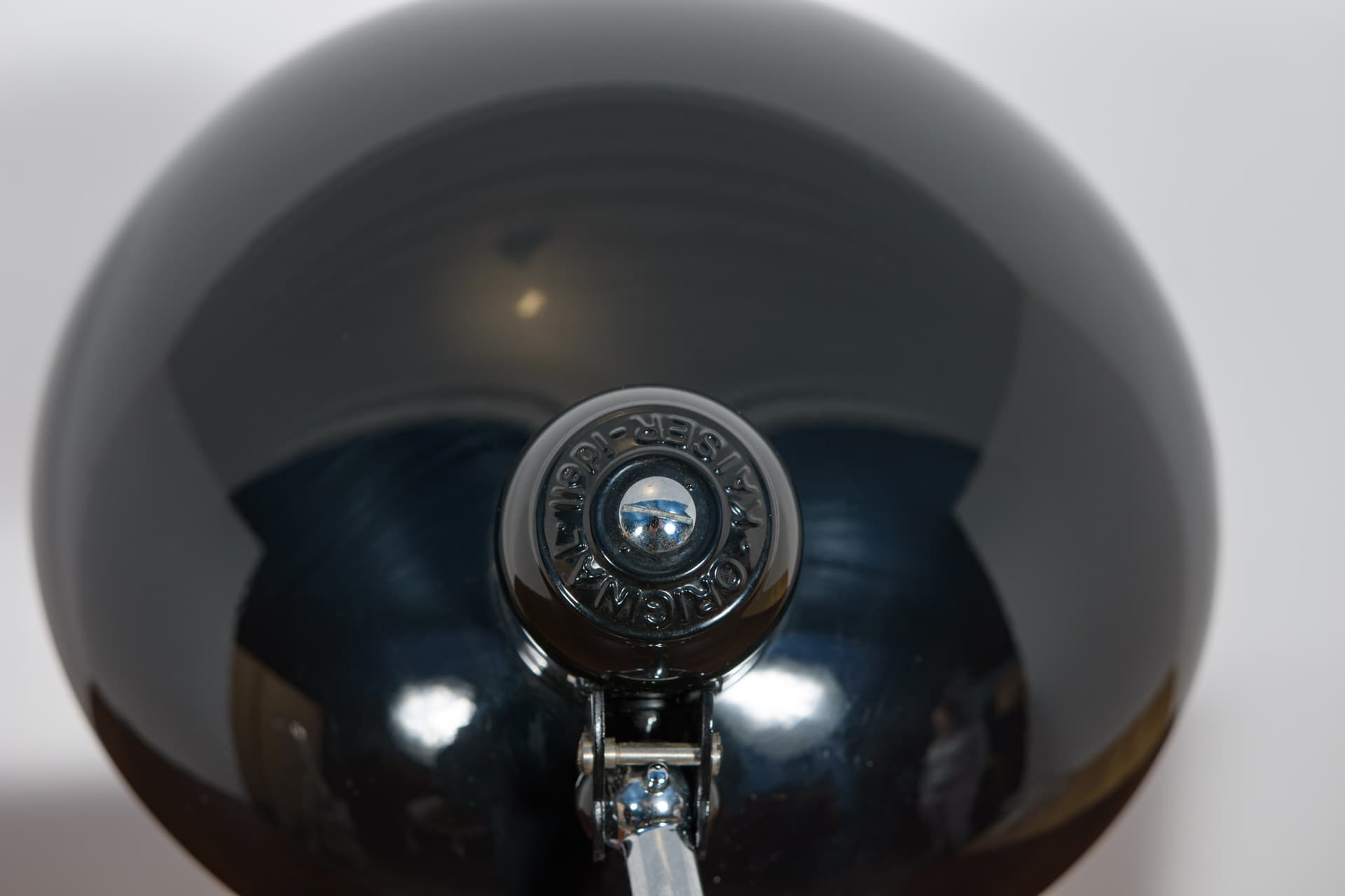 Lampa biurkowa Kaiser Idell 6631R Luxus, metal czarny, stal polerowana srebrna, proj. C. Dell, Kaiser Leuchten, Dania, lata 30. - 370253
