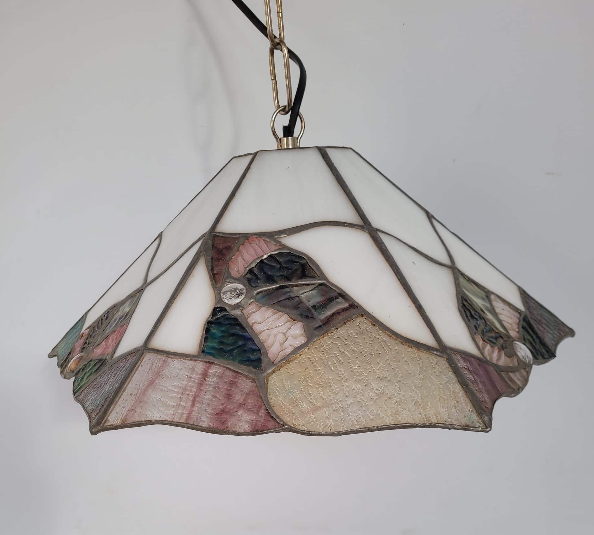 Lampa wisząca Tiffany, szkło sodowe biały różowy zielony niebieski beżowy, lata 70. - 370544