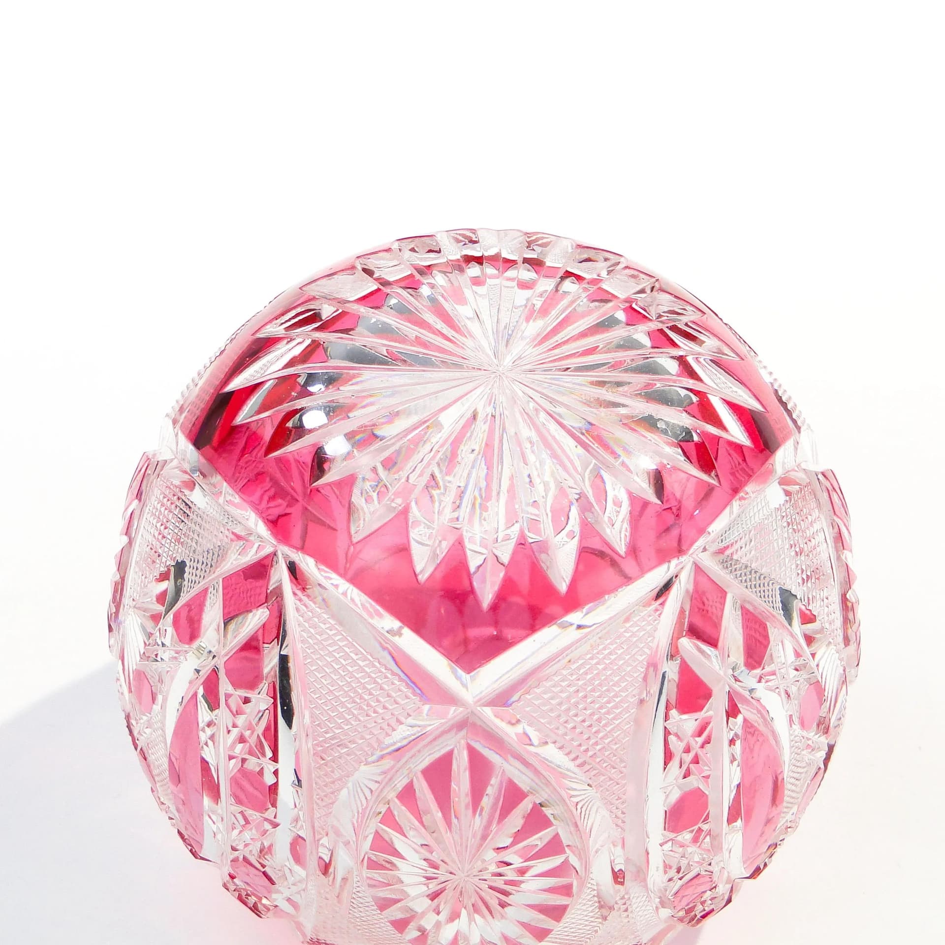 Wazon kulisty art déco, różowy kryształ, Niemcy, lata 30. - 370653