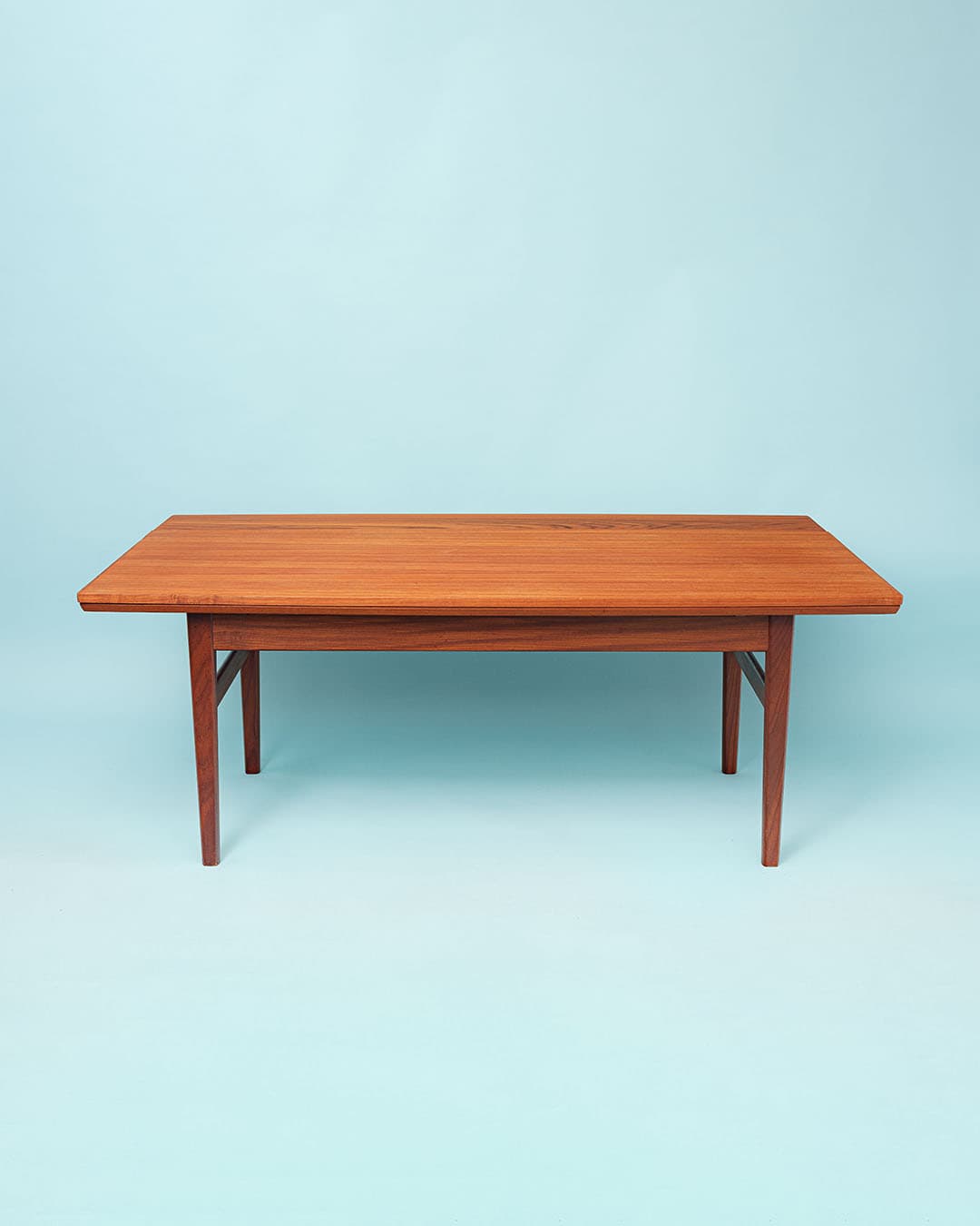 Stół jadalniany, teak brązowy, Dania, lata 70. - 370893