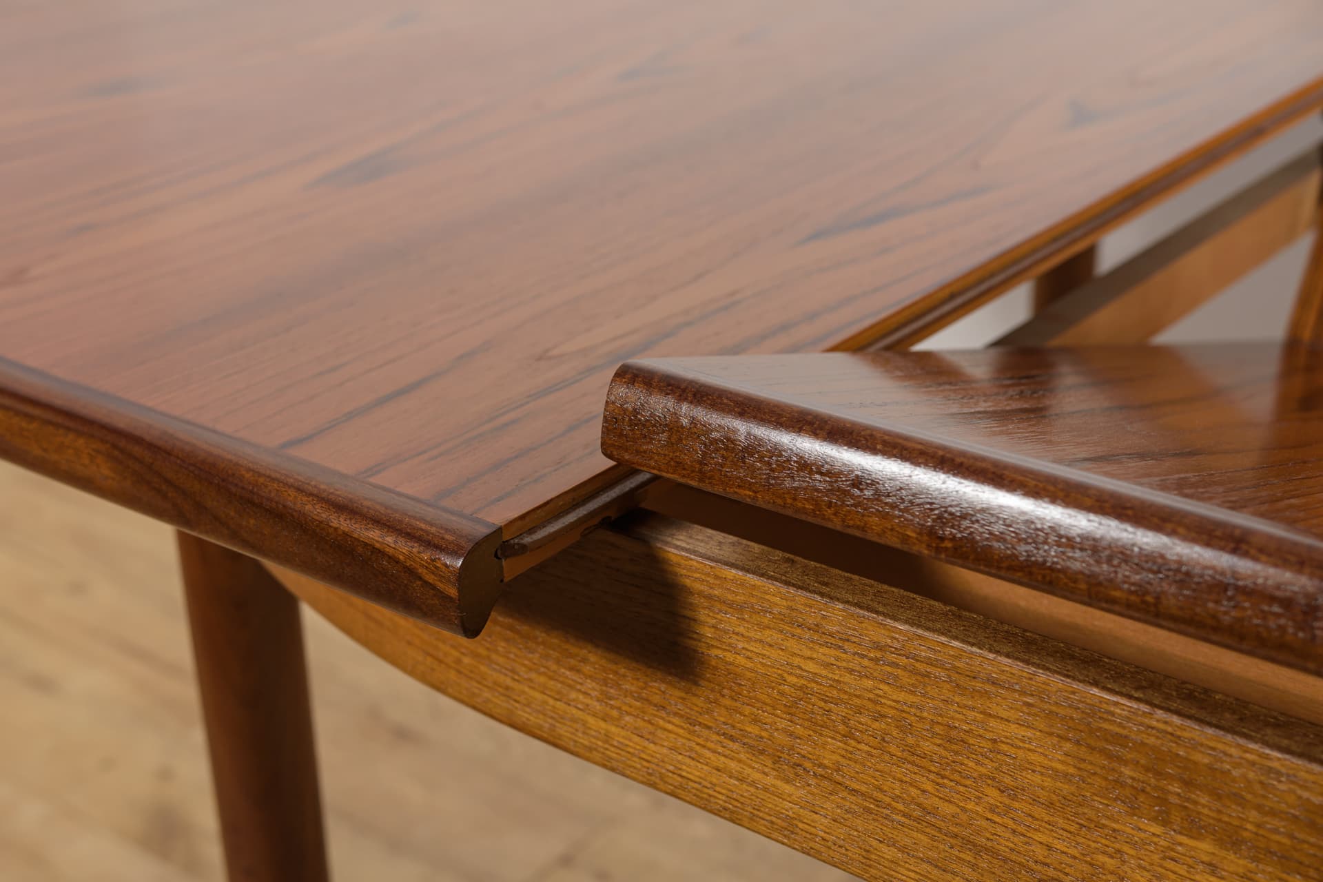 Stół rozkładany owalny, teak brązowy, G-Plan, Wielka Brytania, lata 60. - 371056