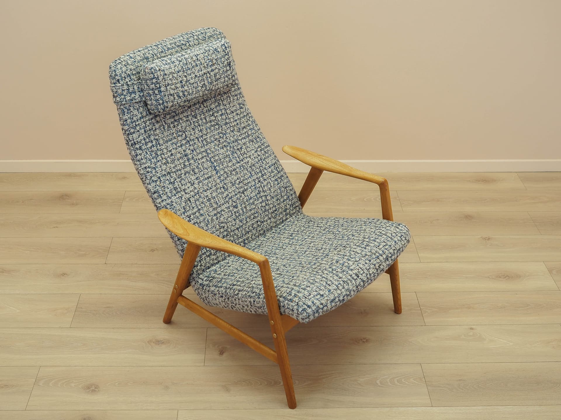 Fotel Kontour, teak, tkanina niebieski beżowy biały, Fritz Hansen, Dania, lata 60. - 371239