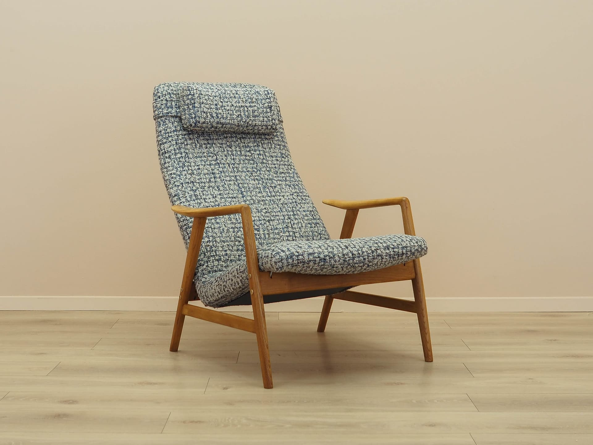 Fotel Kontour, teak, tkanina niebieski beżowy biały, Fritz Hansen, Dania, lata 60. - 371233