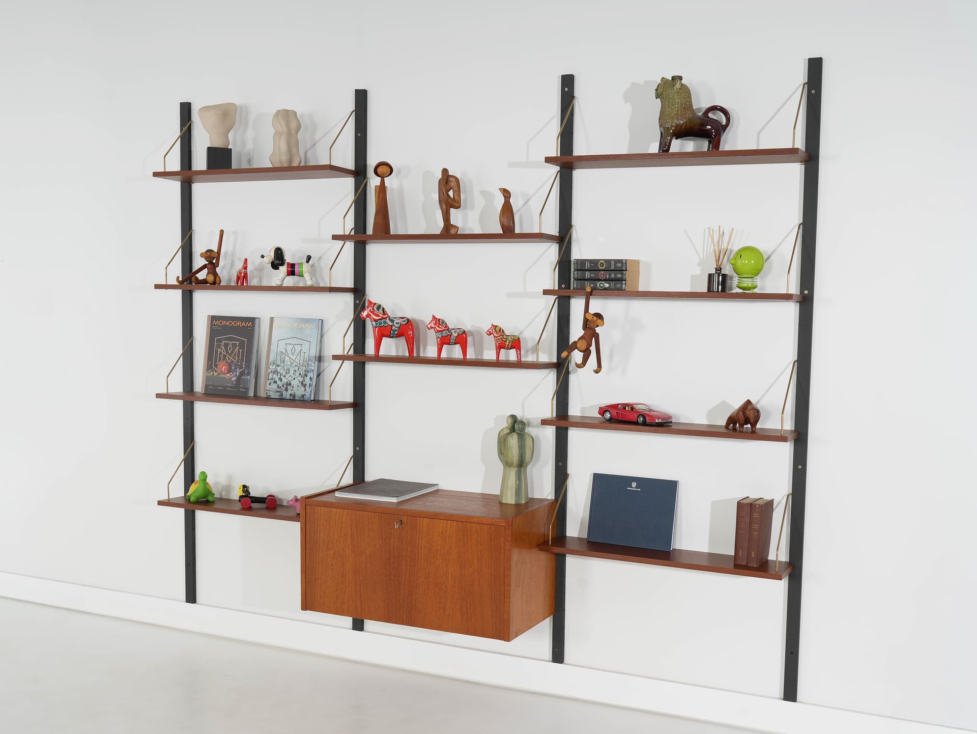 Regał modułowy, teak brązowy, metal czarny, Dania, lata 70. - 371373