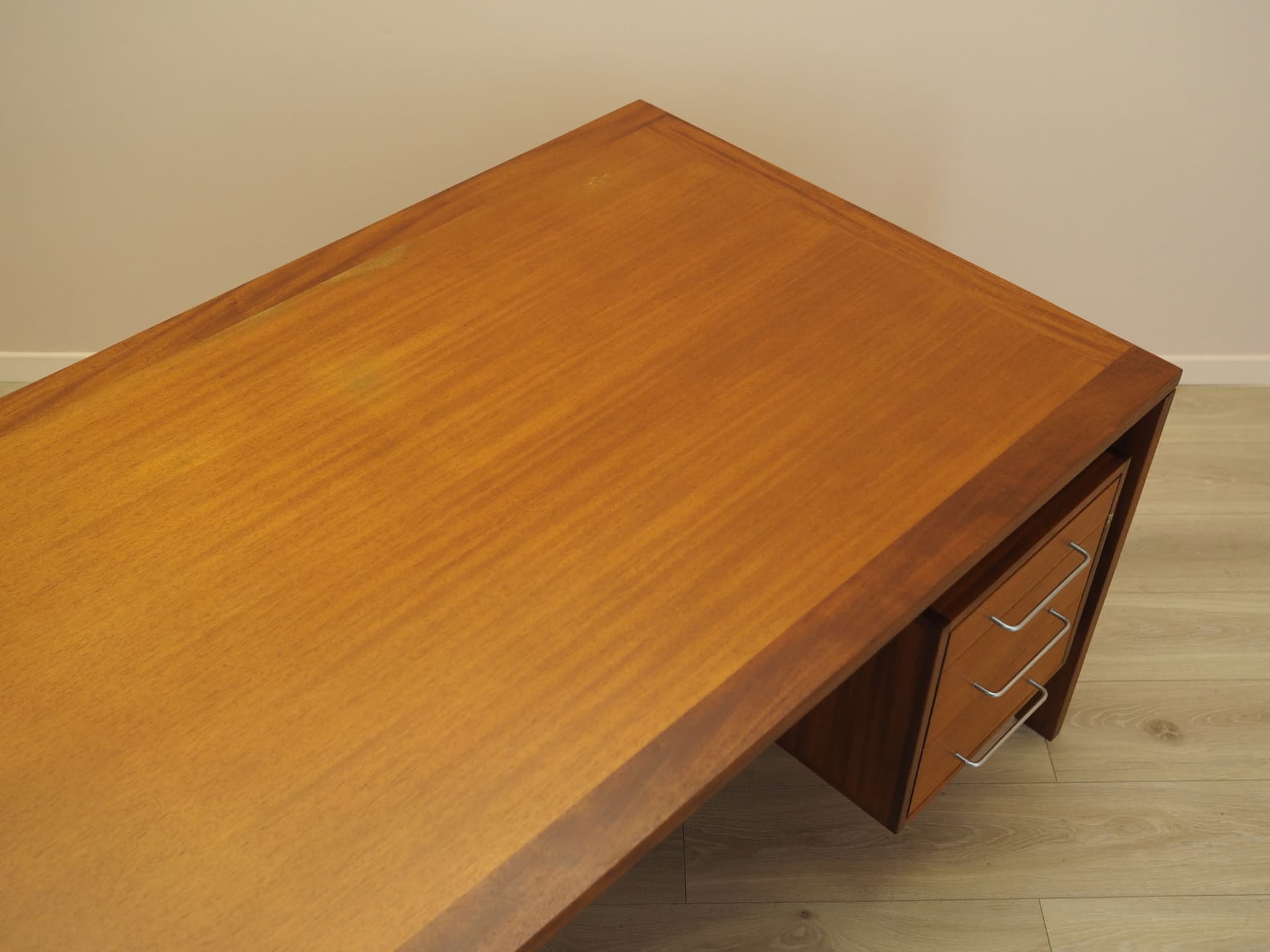 Biurko, teak brązowy, mahoń pomarańczowy, proj. H. Jensen & T. Valeur, Dania, lata 60. - 371592