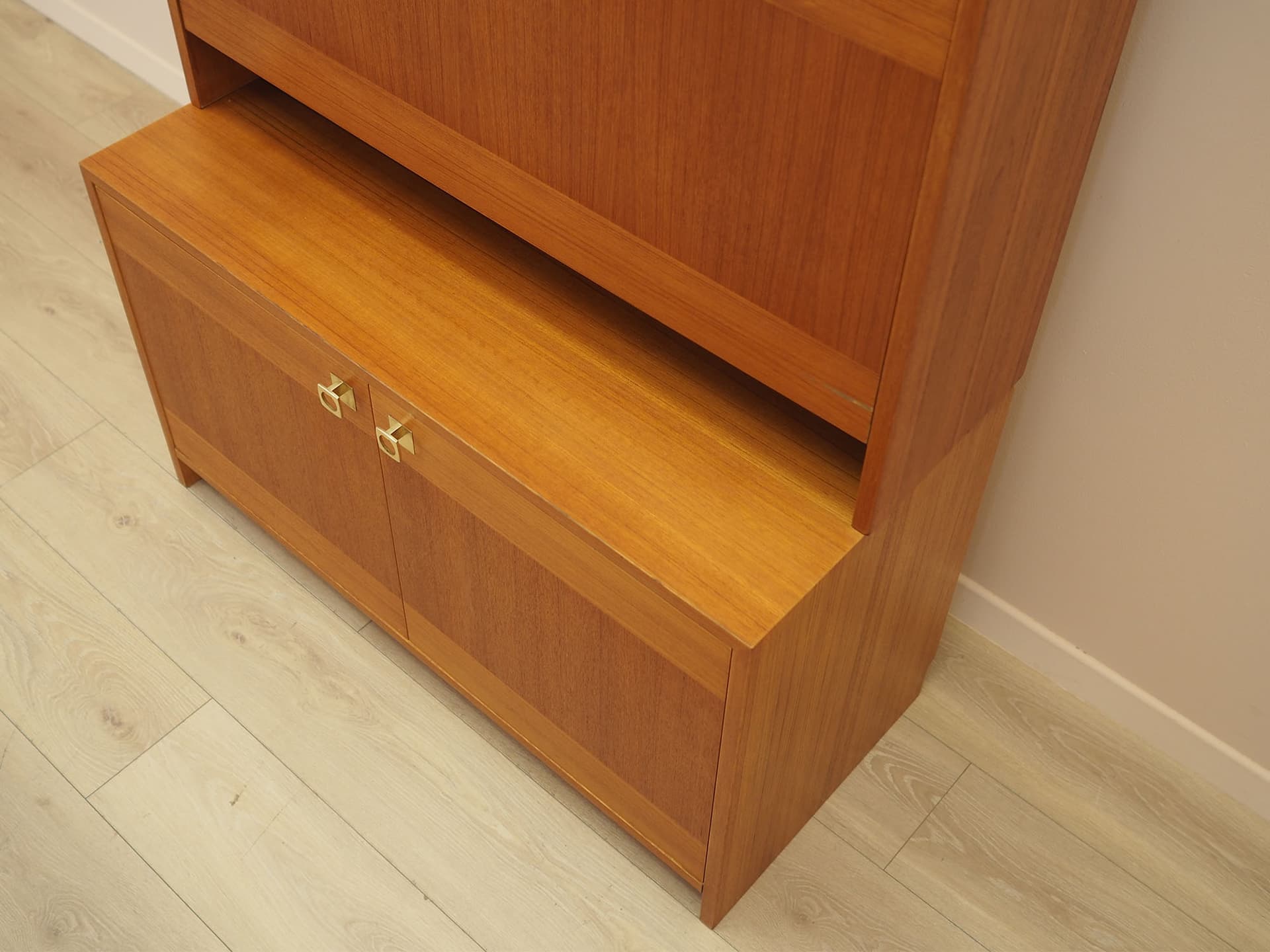 Regał z barkiem, teak brązowy, Dania, lata 70. - 371760