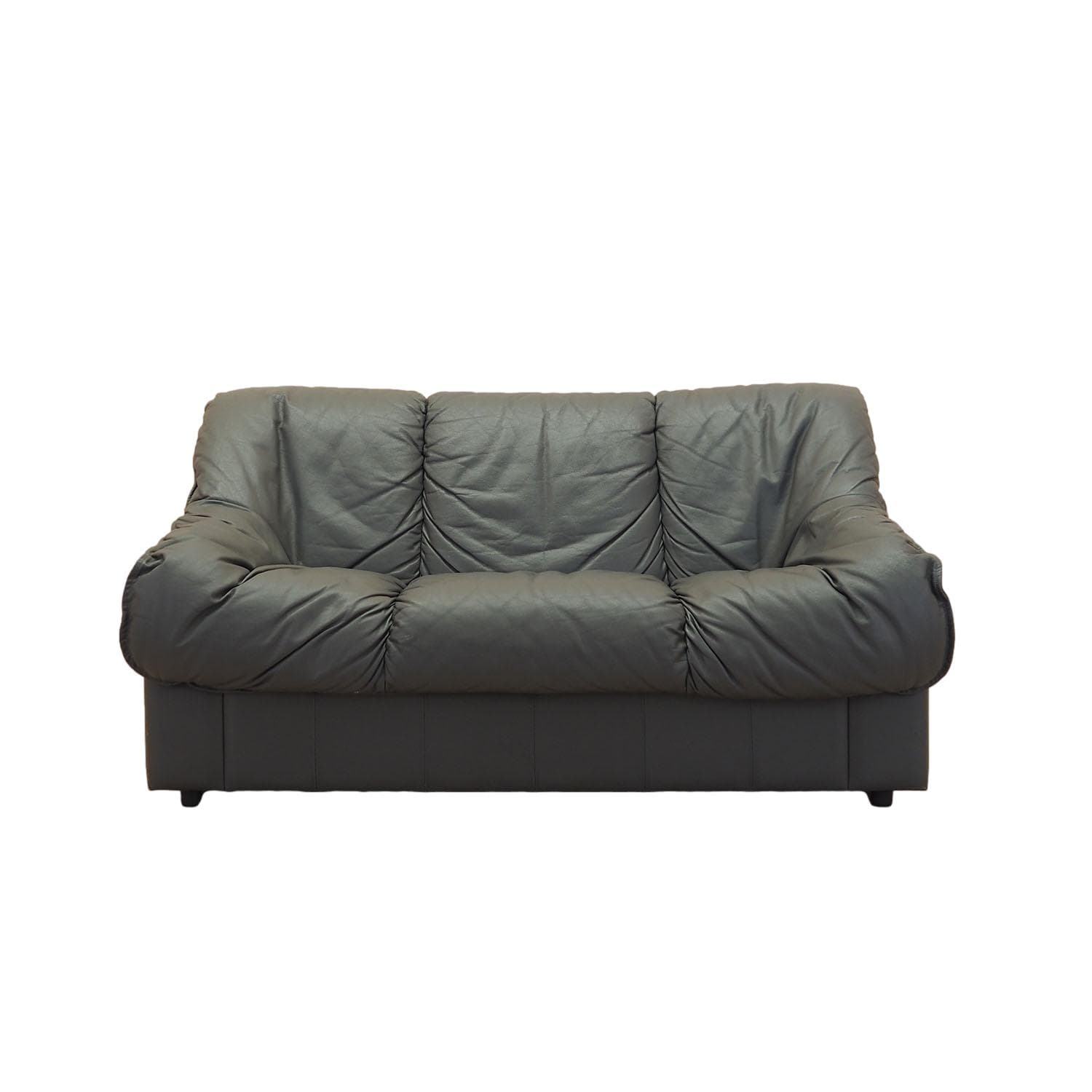 Sofa dwuosobowa, skóra szara, drewno, Włochy, lata 70.