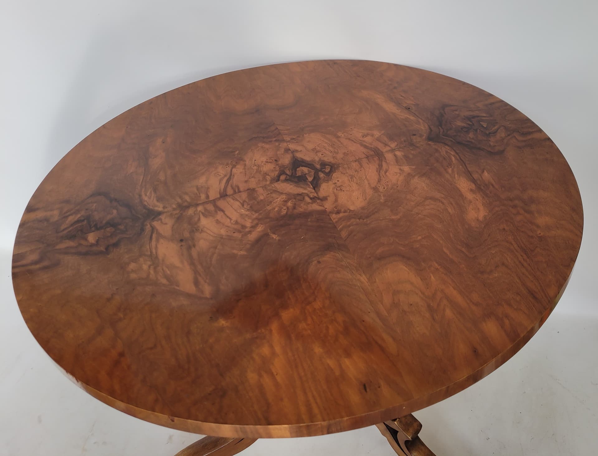 Stół okrągły art déco, brązowy, orzech, lata 30. - 371898