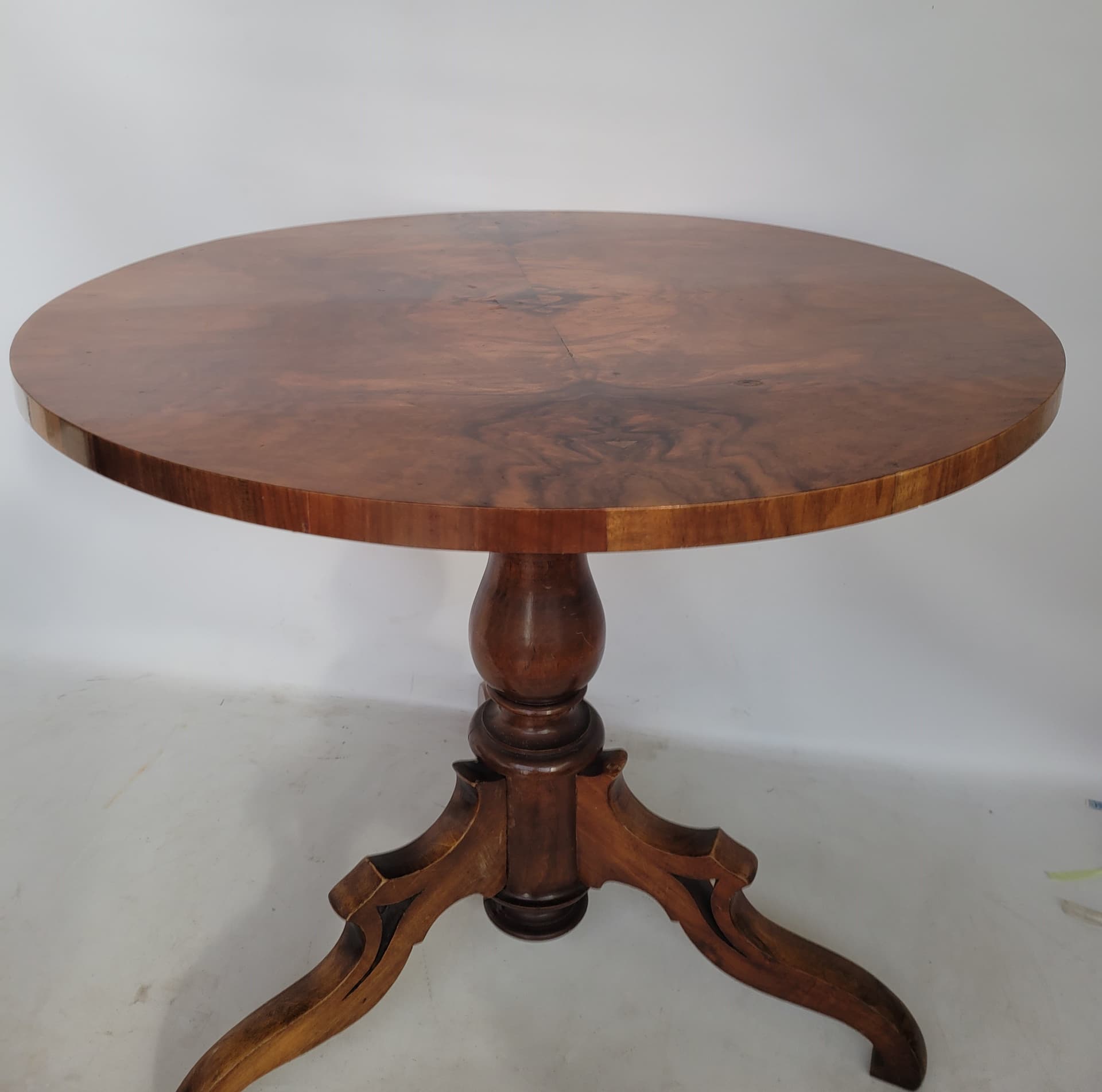 Stół okrągły art déco, brązowy, orzech, lata 30. - 371897