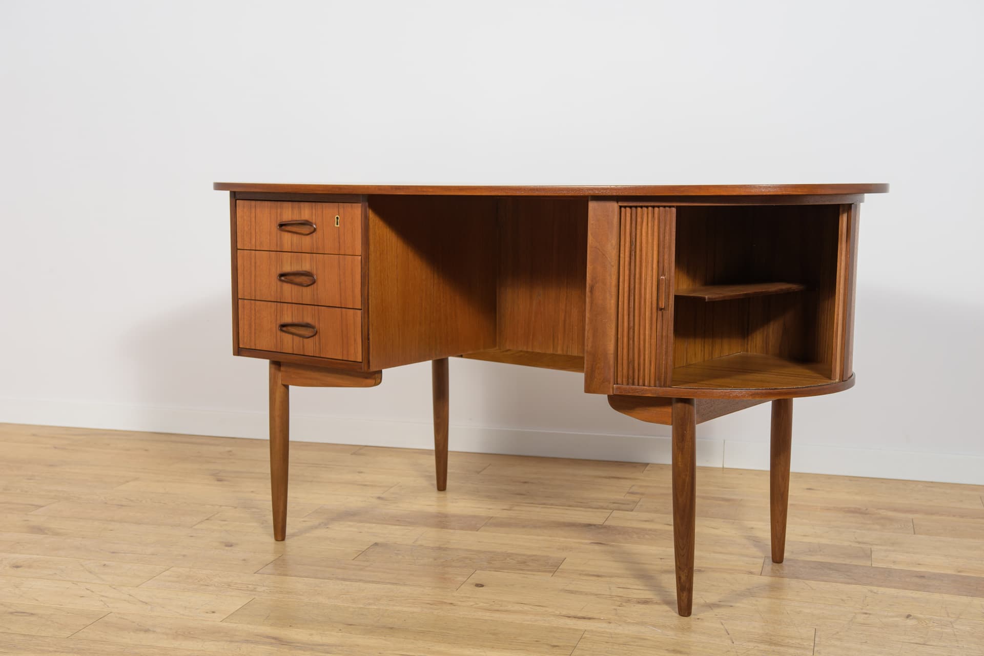 Biurko Kidney Desk, brązowy, teak, Dania, lata 60. - 371953