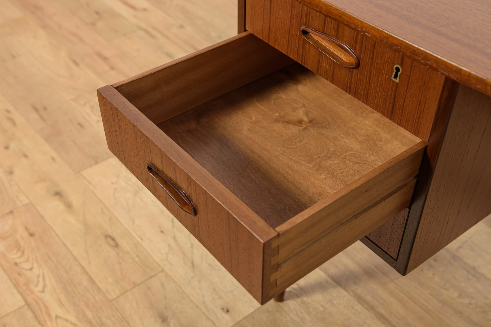 Biurko Kidney Desk, brązowy, teak, Dania, lata 60. - 371960