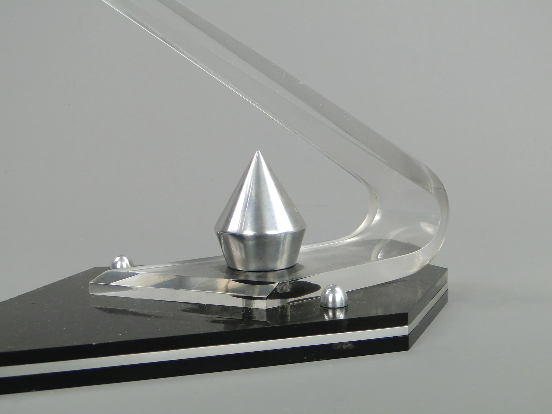 Model samolotu F-16 Walczący Sokół, srebrny, aluminium polerowane, akryl czarny, USA, lata 70. - 372019