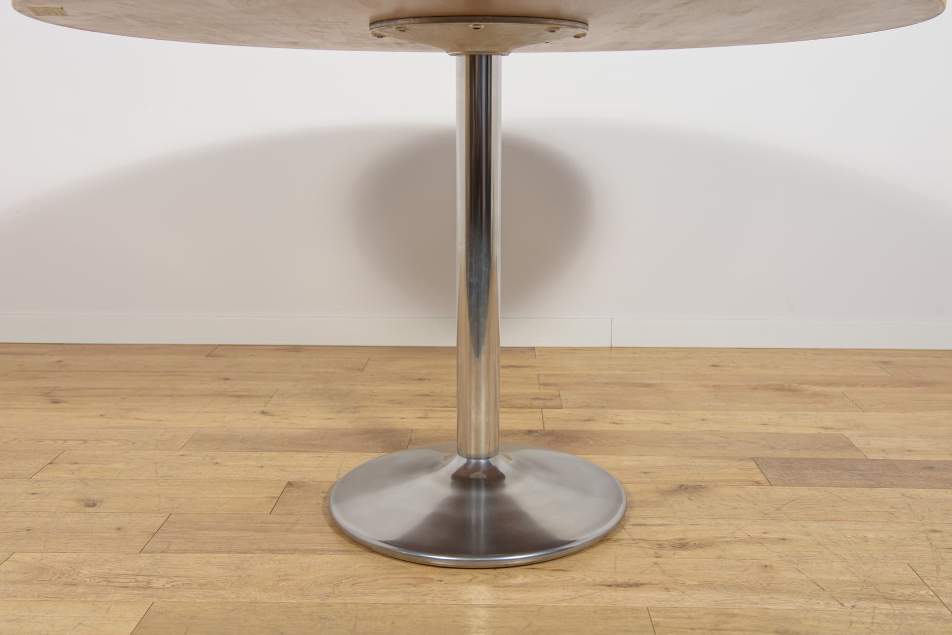 Stół okrągły, dąb brązowy, aluminium srebrny, Dania, lata 70. - 372078
