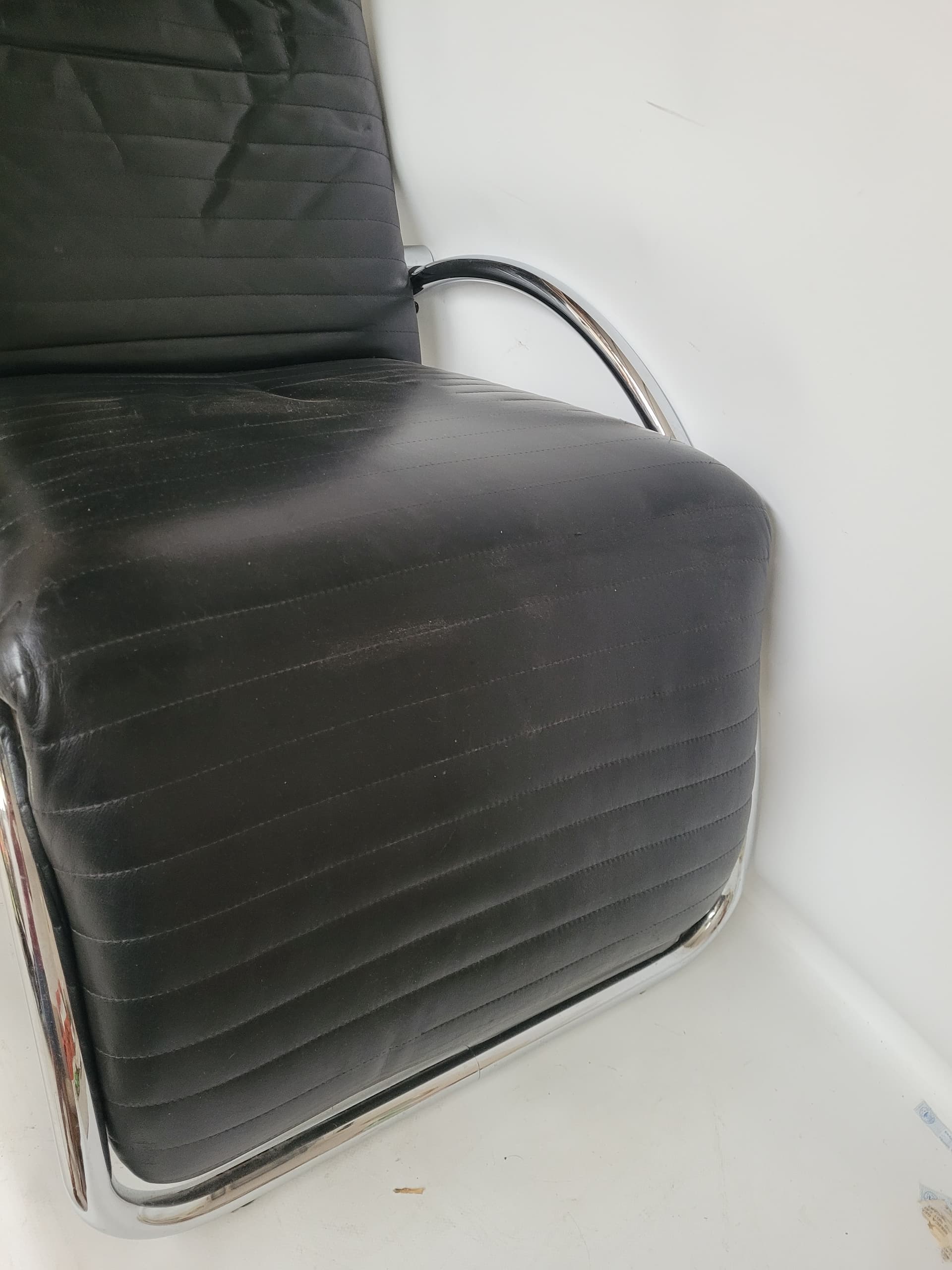 Fotel relaksacyjny Bauhaus, skóra czarna, stal chromowana, lata 70. - 372088