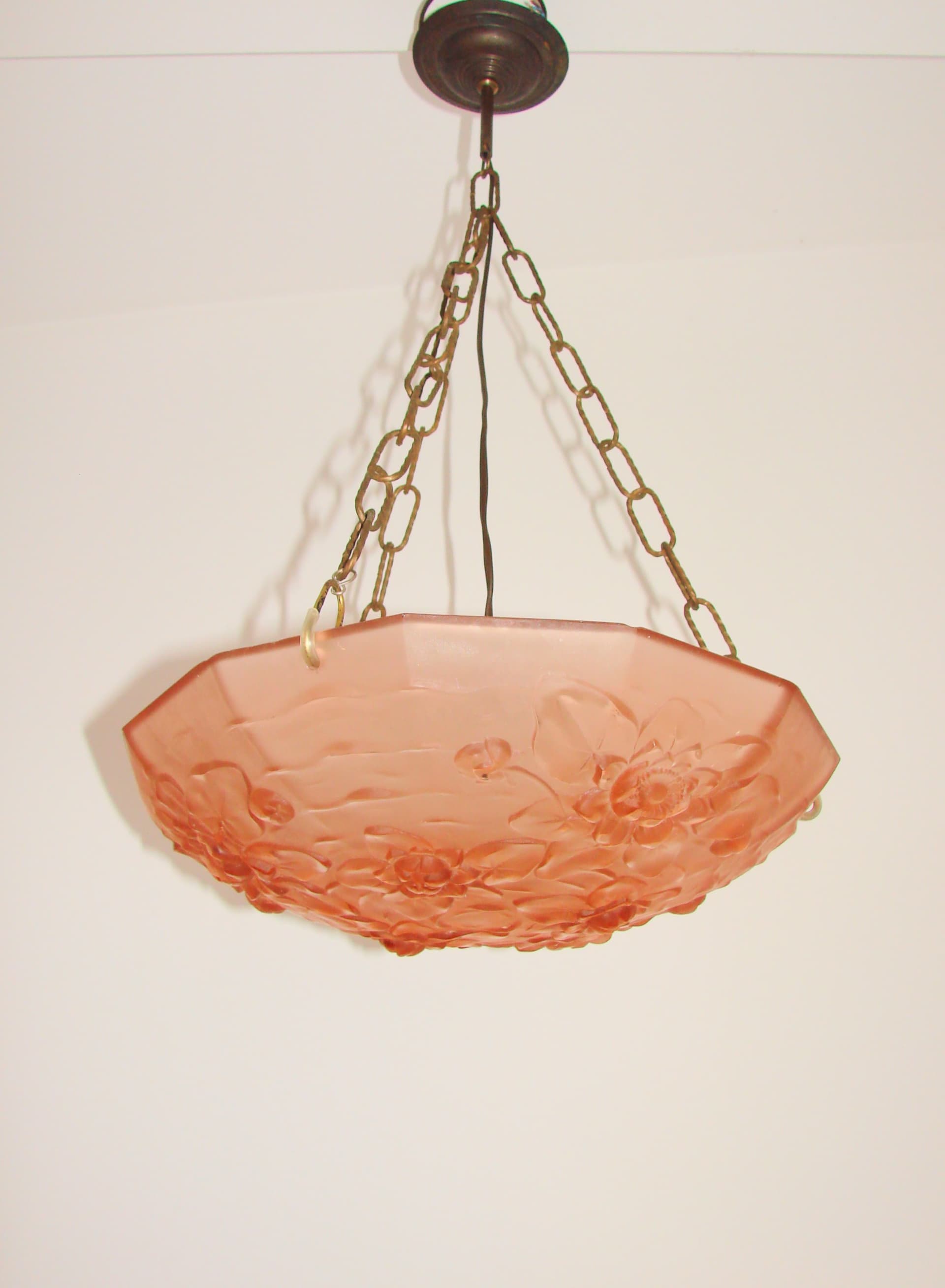 Lampa wisząca Ampla Art Deco, szkło różowy, mosiądz złoty, Francja, lata 30. - 372181