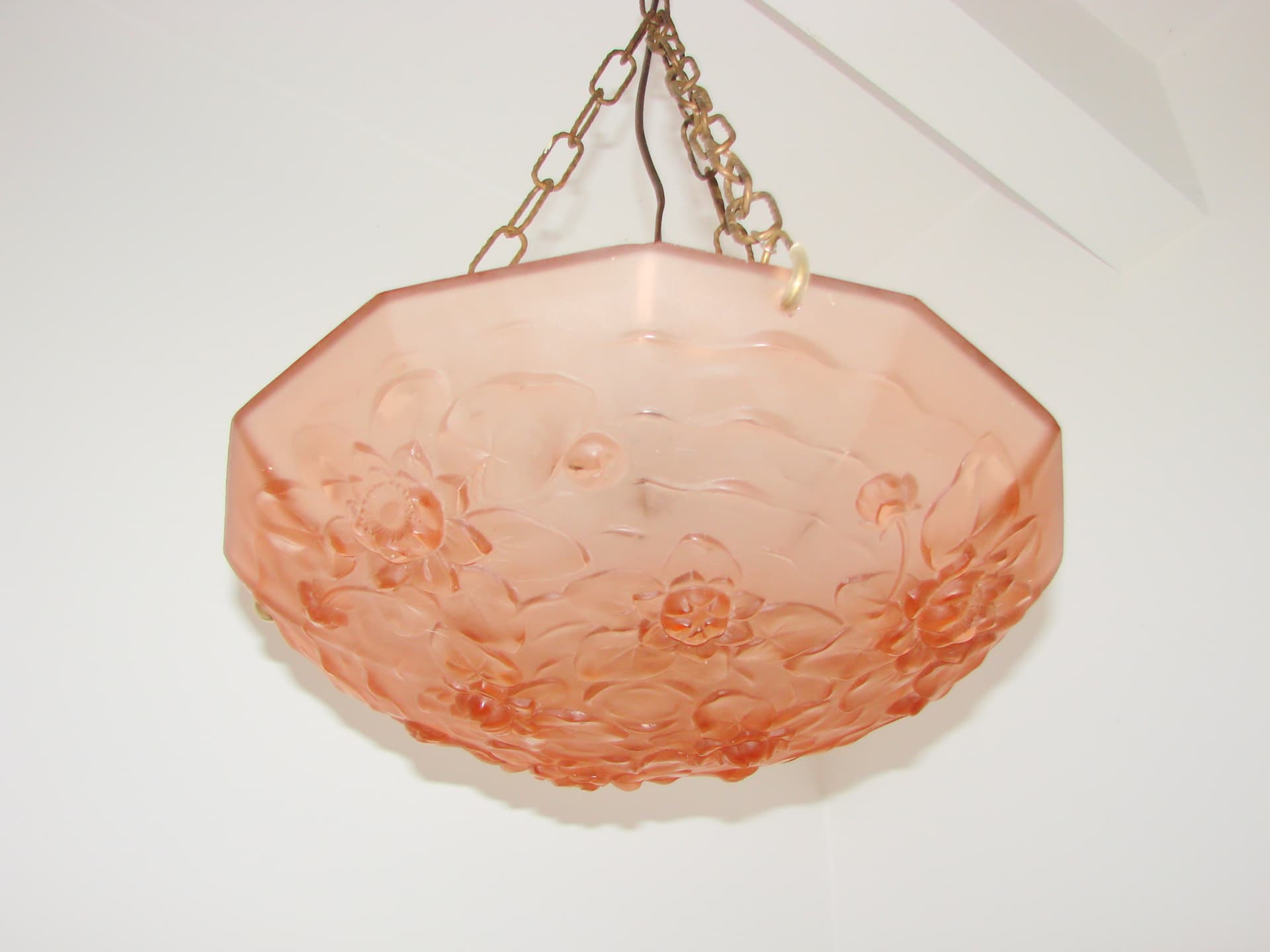 Lampa wisząca Ampla Art Deco, szkło różowy, mosiądz złoty, Francja, lata 30. - 372187