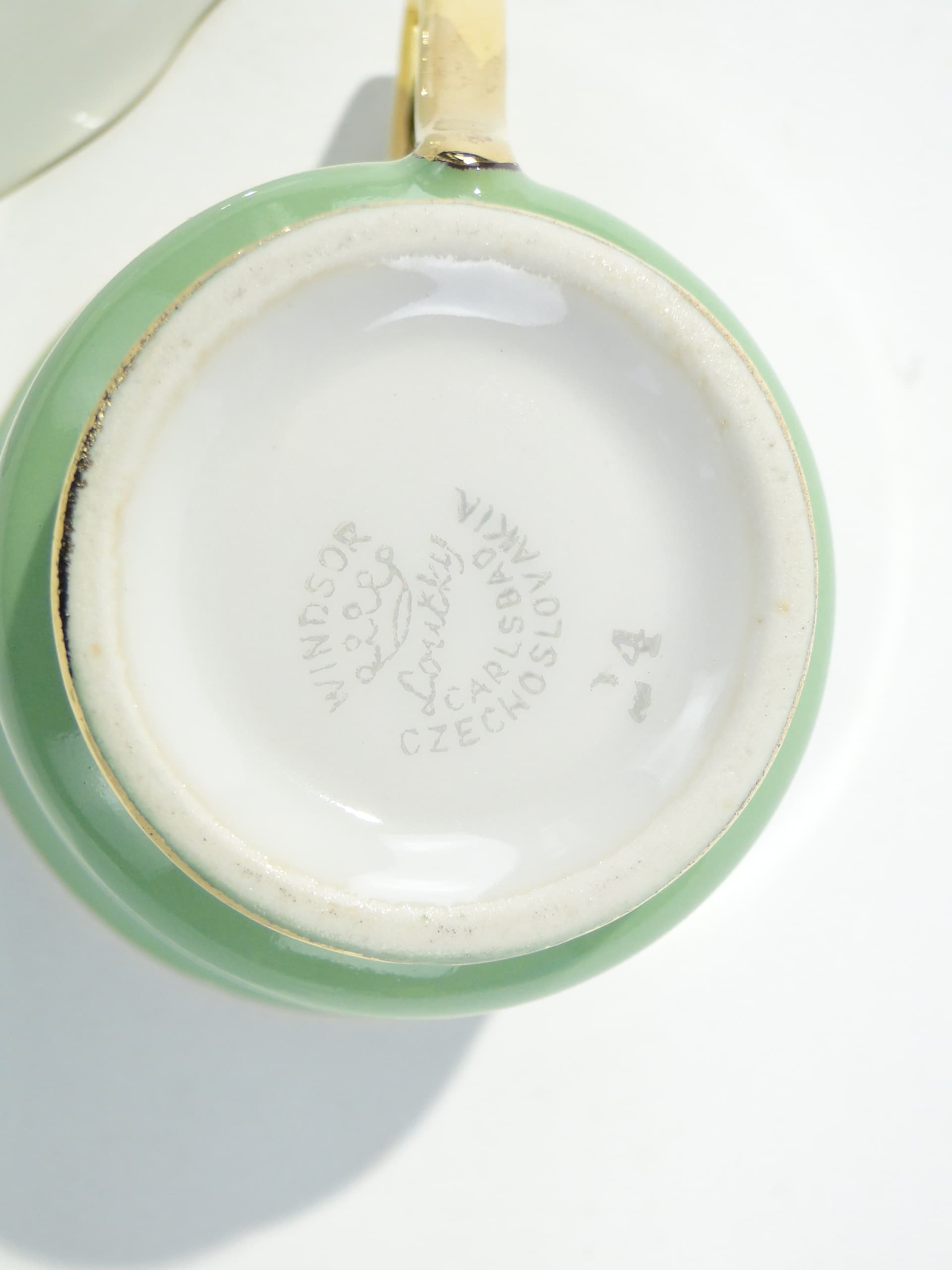 Filiżanka do espresso Windsor, porcelana zielona, złocenie, Windsor, Czechosłowacja, lata 50. - 372212