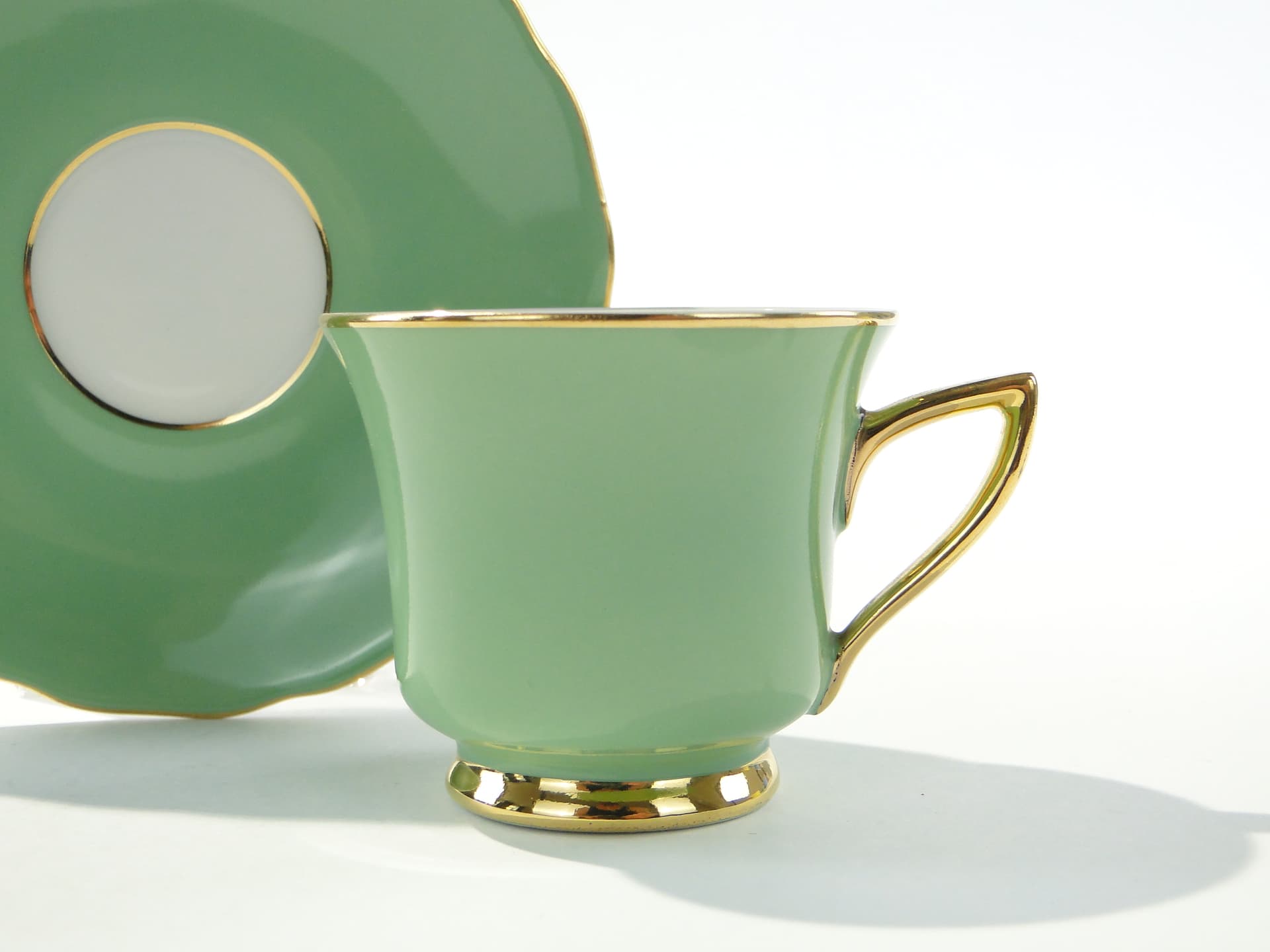 Filiżanka do espresso Windsor, porcelana zielona, złocenie, Windsor, Czechosłowacja, lata 50. - 372210