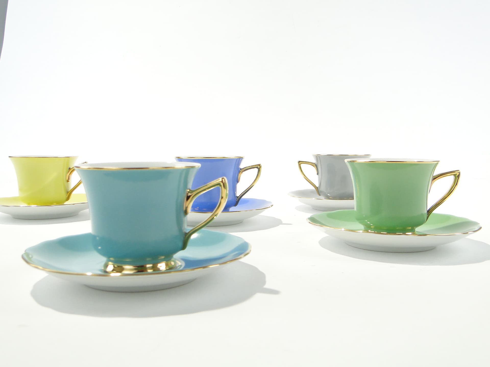 Filiżanka do espresso Windsor, porcelana biała niebieska, złocenie, Karlovy Vary, Czechosłowacja, lata 50. - 372256