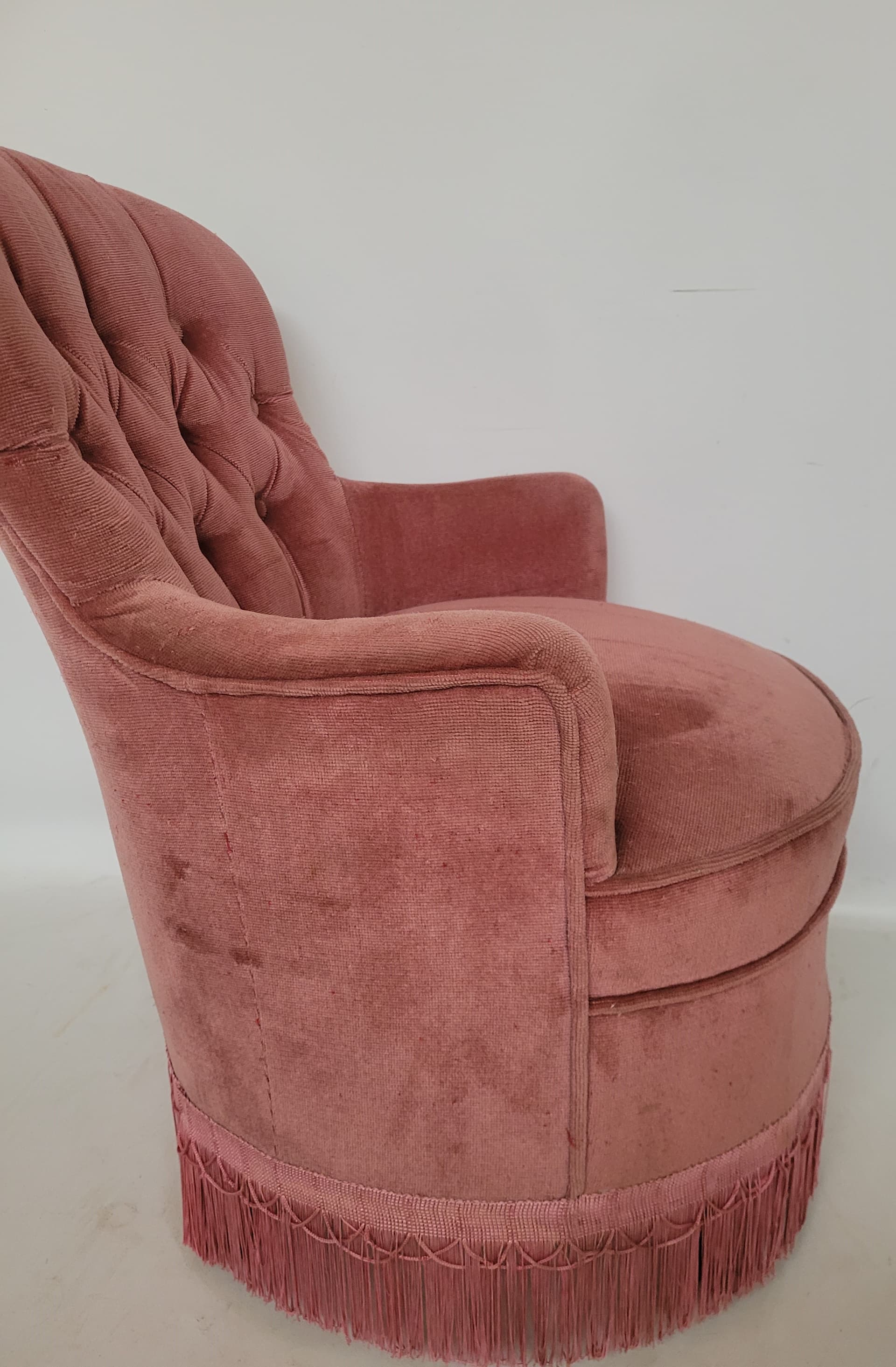Fotel chesterfield, welur różowy, początek XX w. - 377743